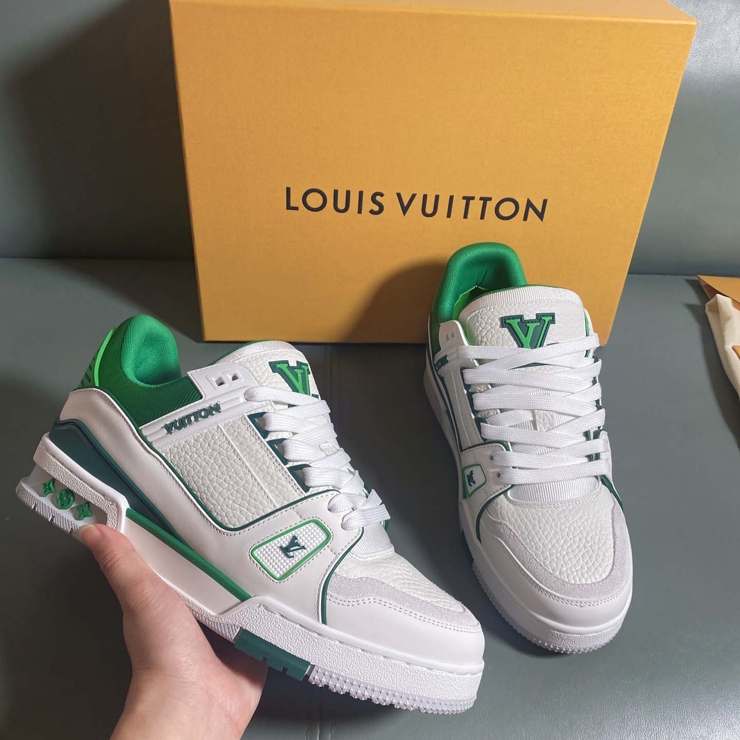 Louis Vuitton LV Trainer Sneaker      1AIJ05 - EUR FASHION