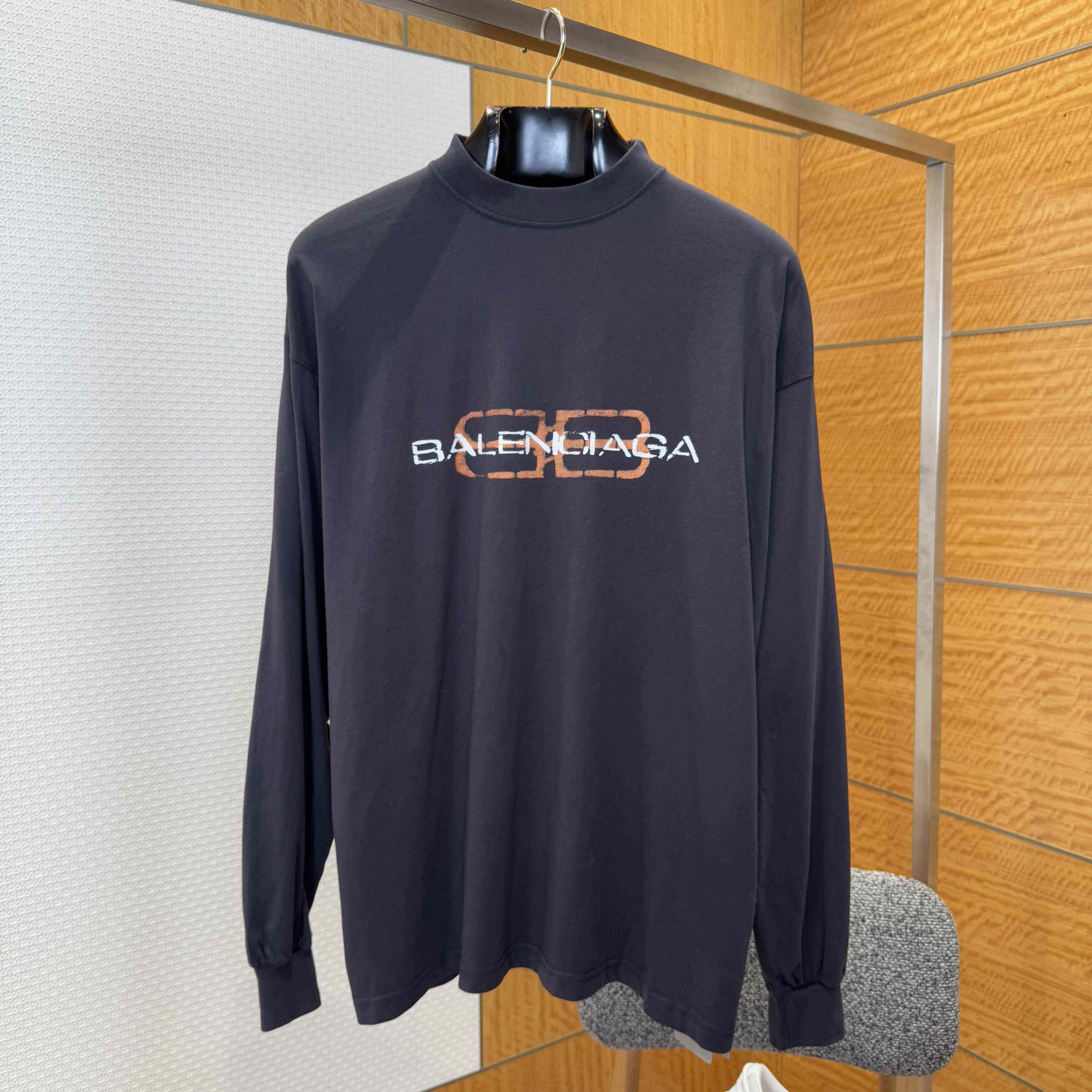 Balenciaga BB Icon Stencil Long Sleeve T-Shirt Large Fit in Black Faded  - EUR FASHION