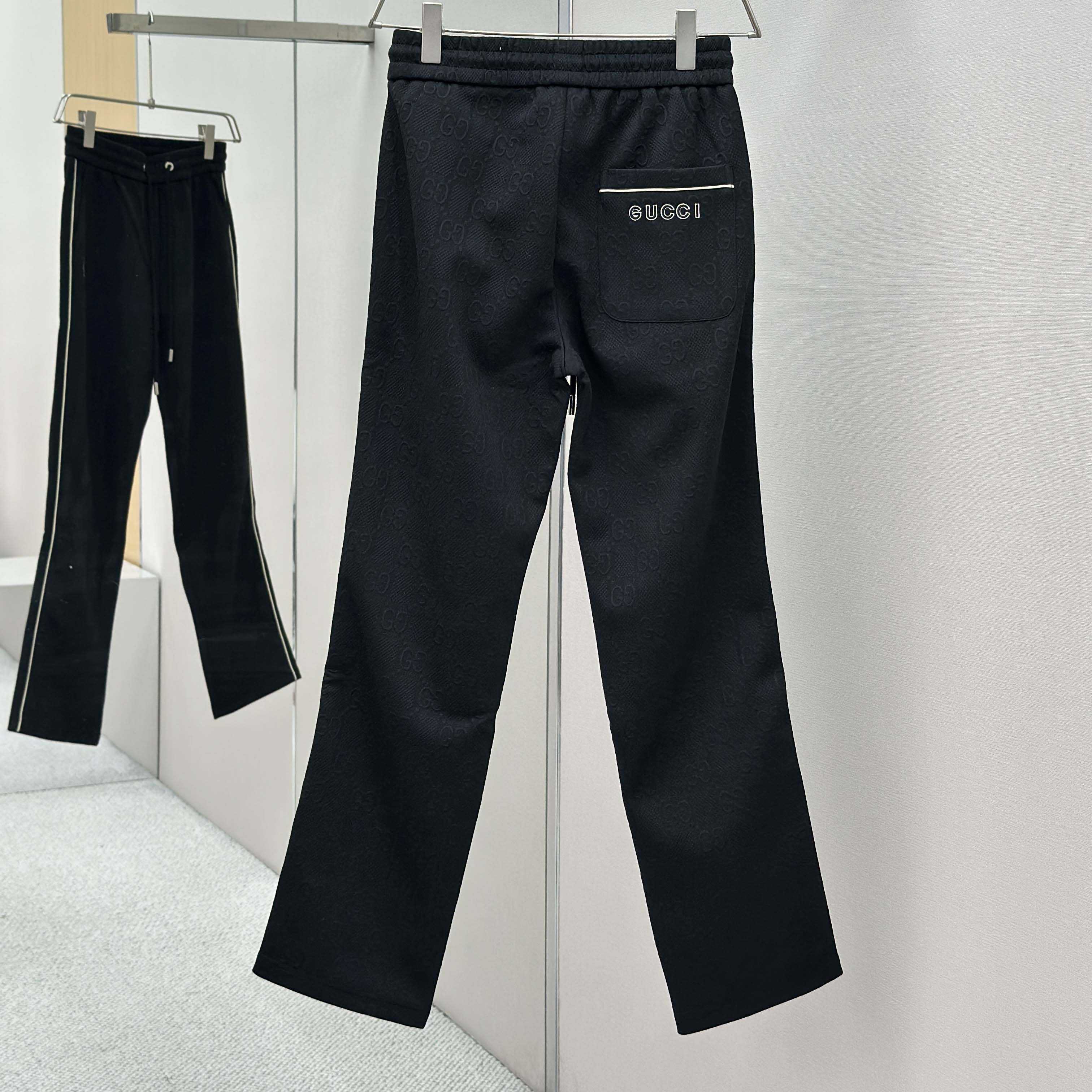 Gucci Black Cotton Pants - EUR FASHION
