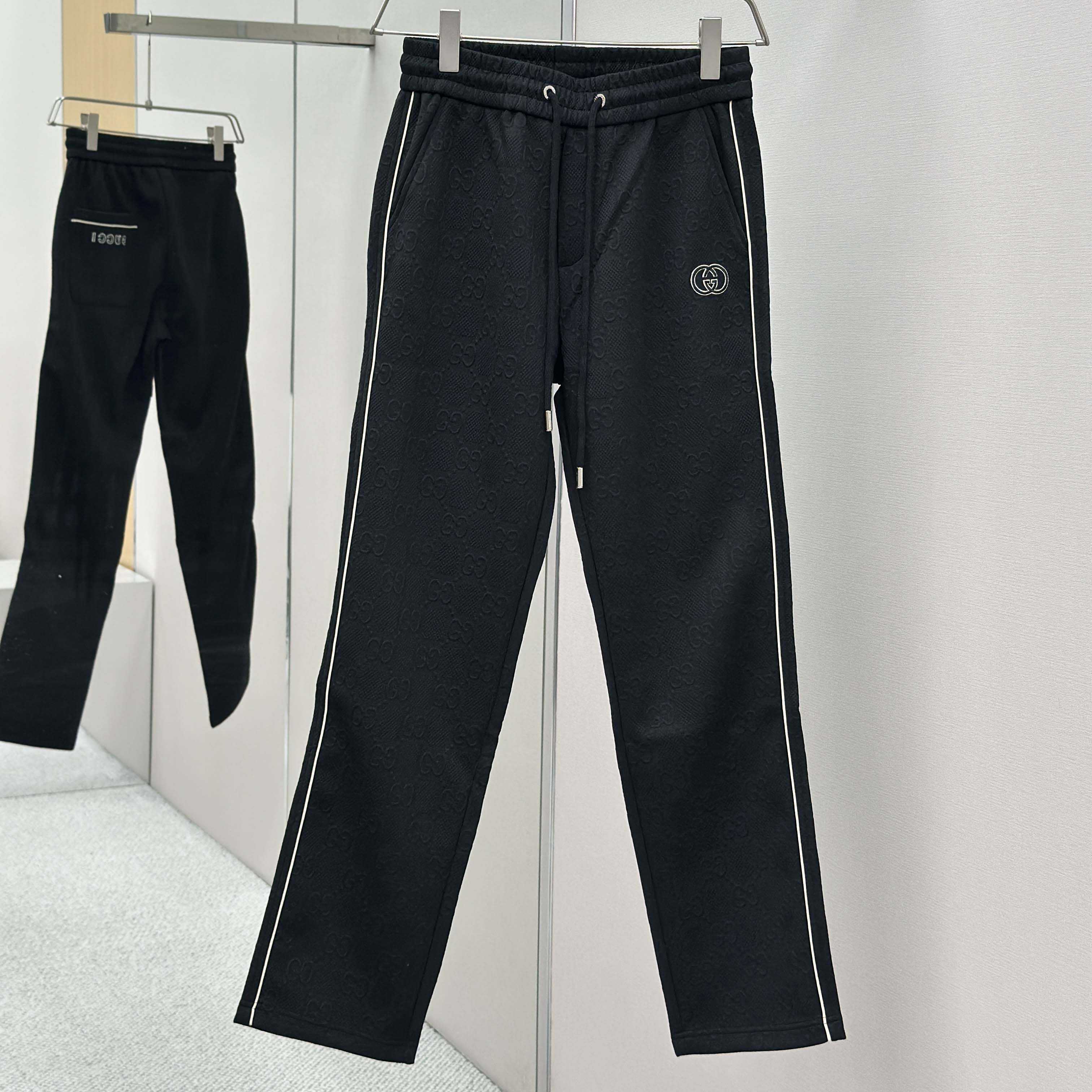 Gucci Black Cotton Pants - EUR FASHION