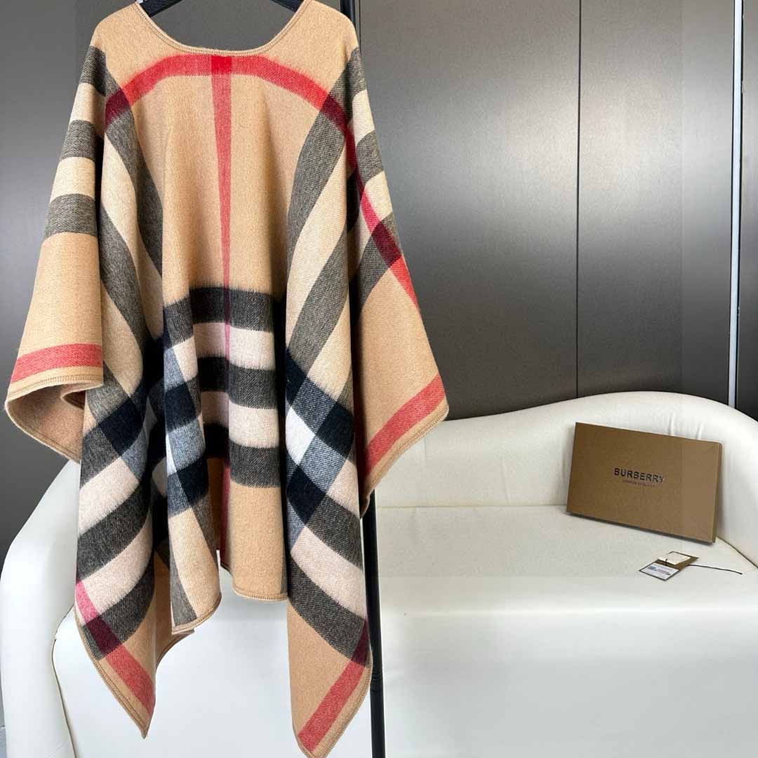 Burberry Reversible Monogram Wool Cashmere Jacquard Cape - EUR FASHION