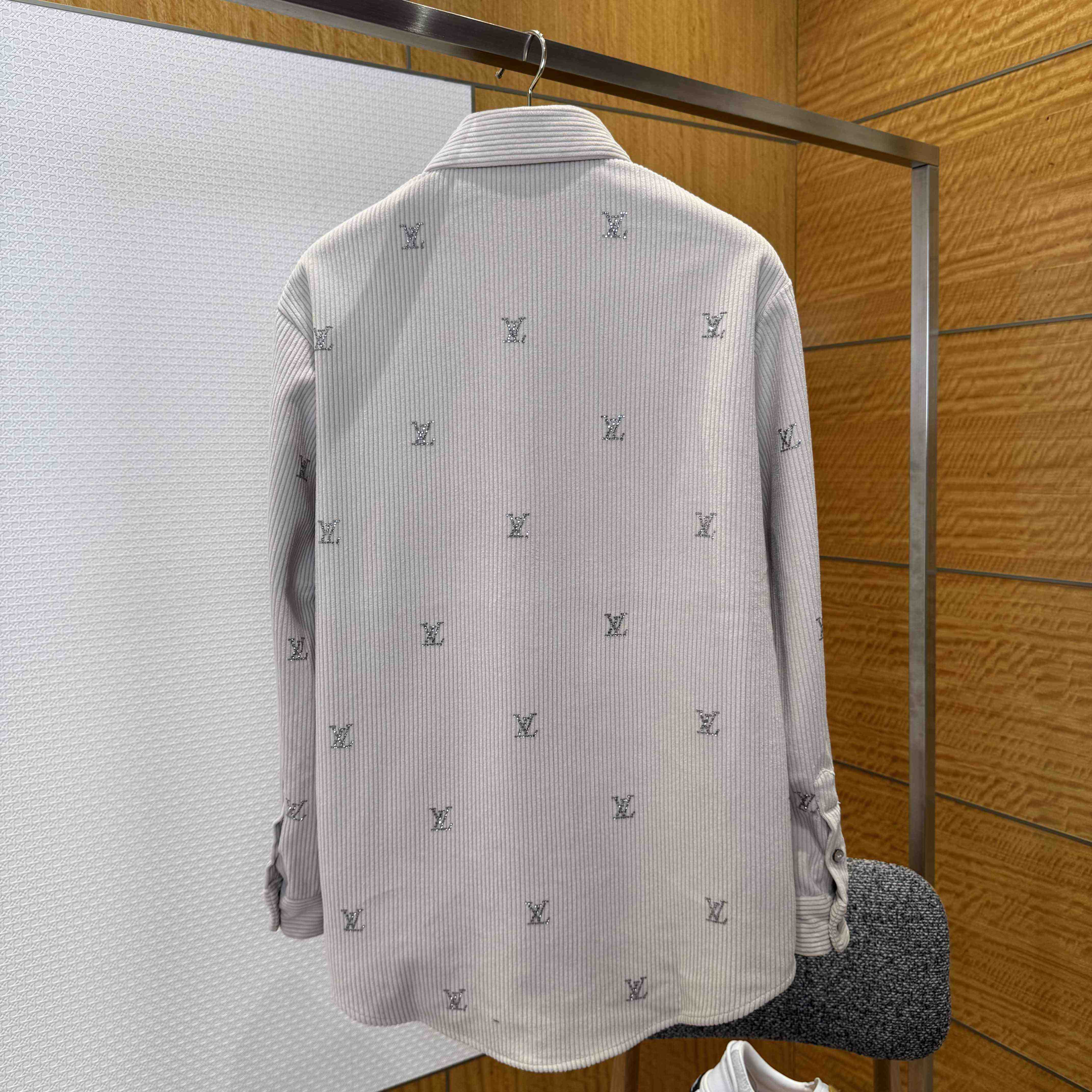 Louis Vuitton LV Blason Embellished Long-Sleeved Corduroy Shirt   1AIKBT - EUR FASHION