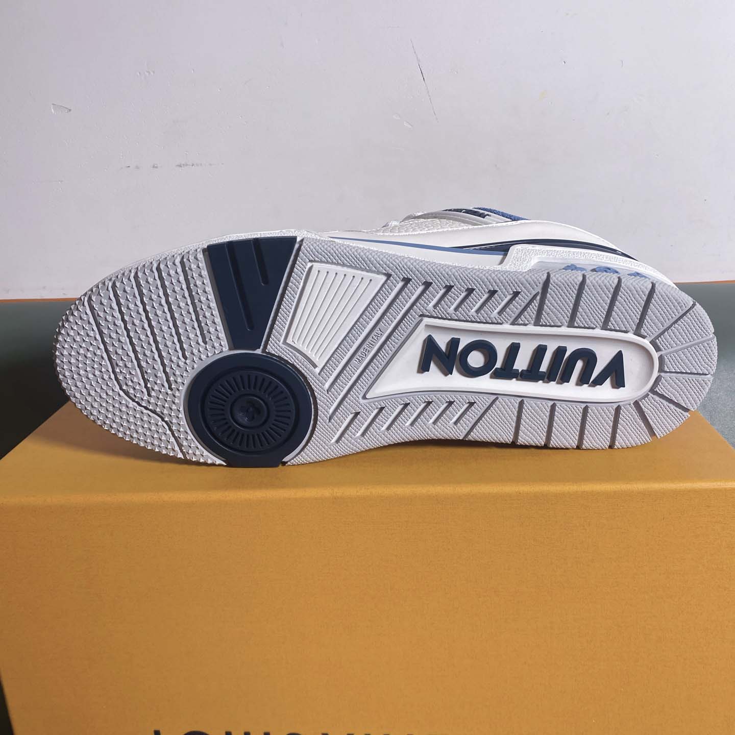 Louis Vuitton LV Trainer Sneaker     - EUR FASHION
