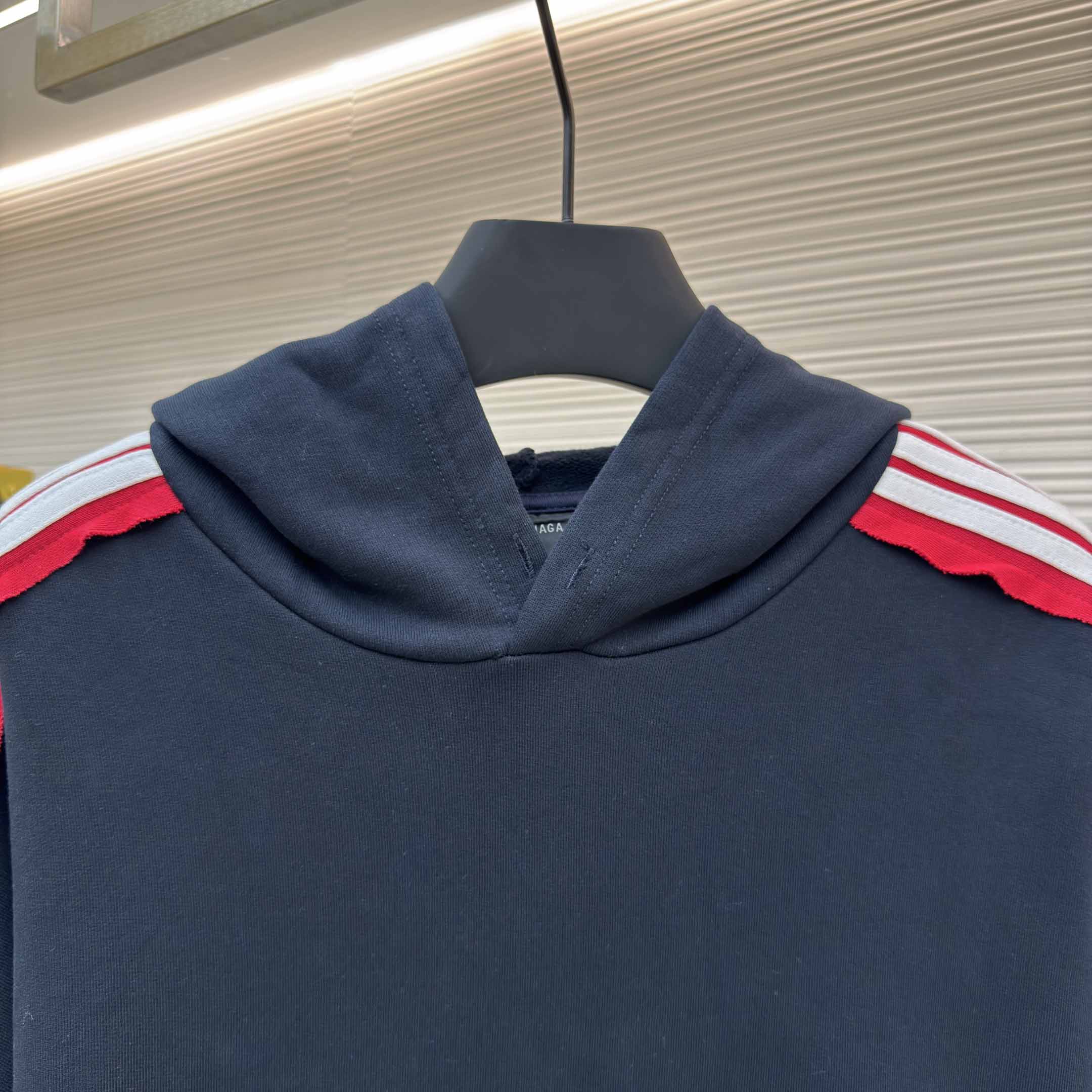 Balenciaga Unity Sports Icon Large Hoodie in faded black and white dry fleece - EUR FASHION