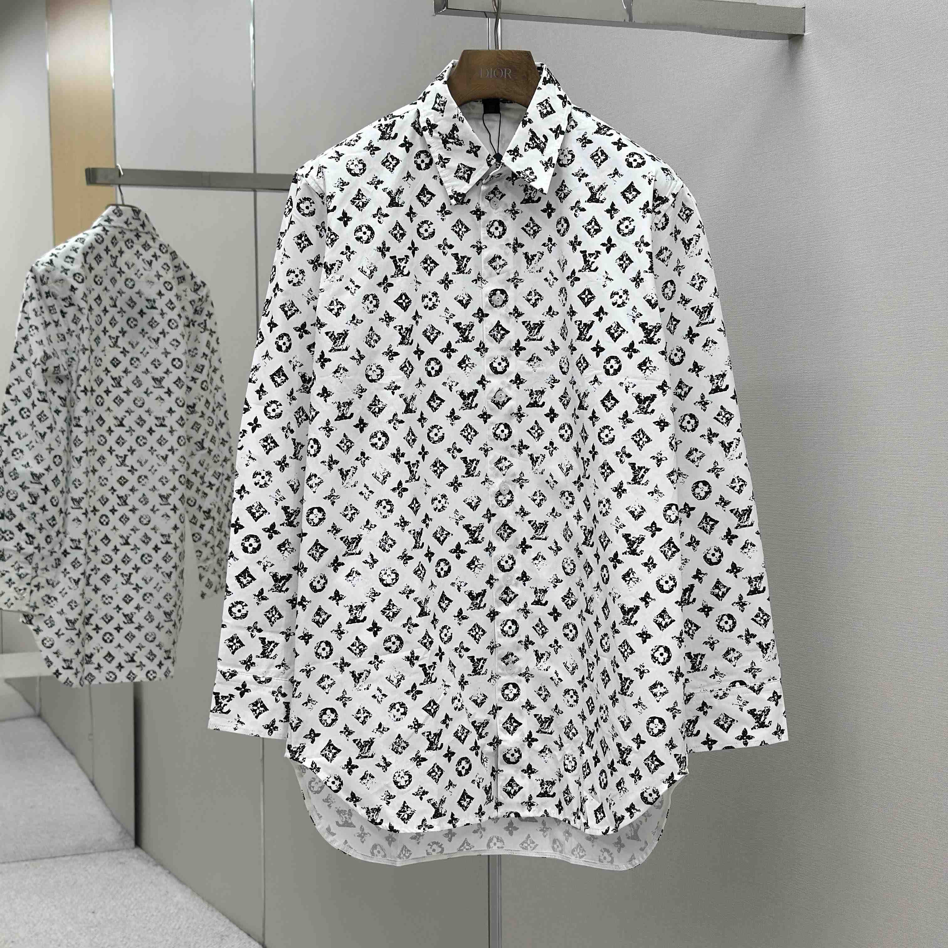 Louis Vuitton Monogram Fil Coupé Shirt   1AHX52 - EUR FASHION