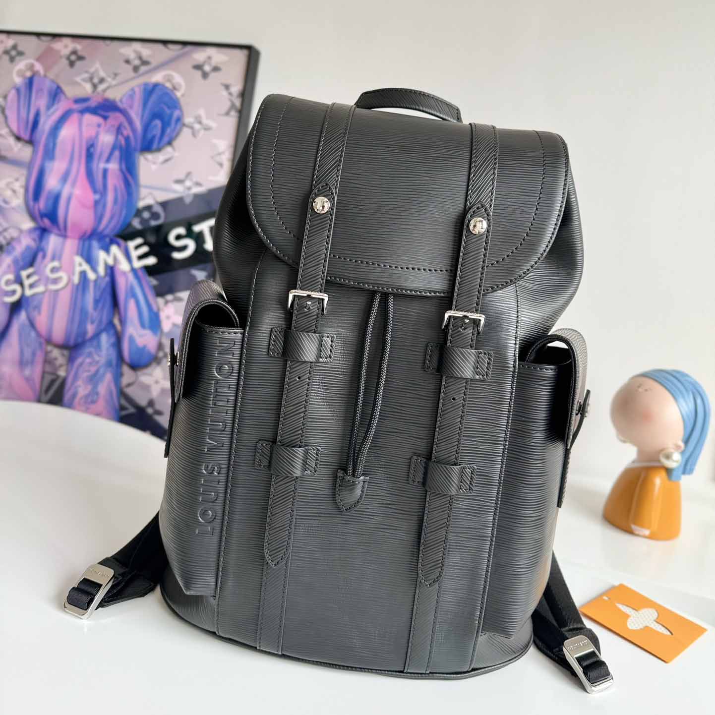 Louis Vuitton Christopher MM      M24326 - EUR FASHION