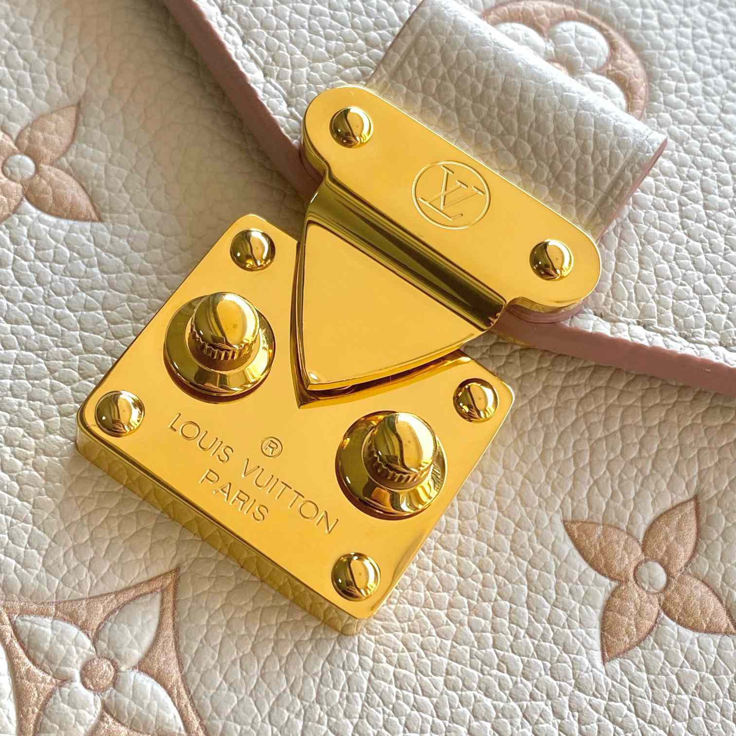 Louis Vuitton Pochette Métis   M14977 - EUR FASHION