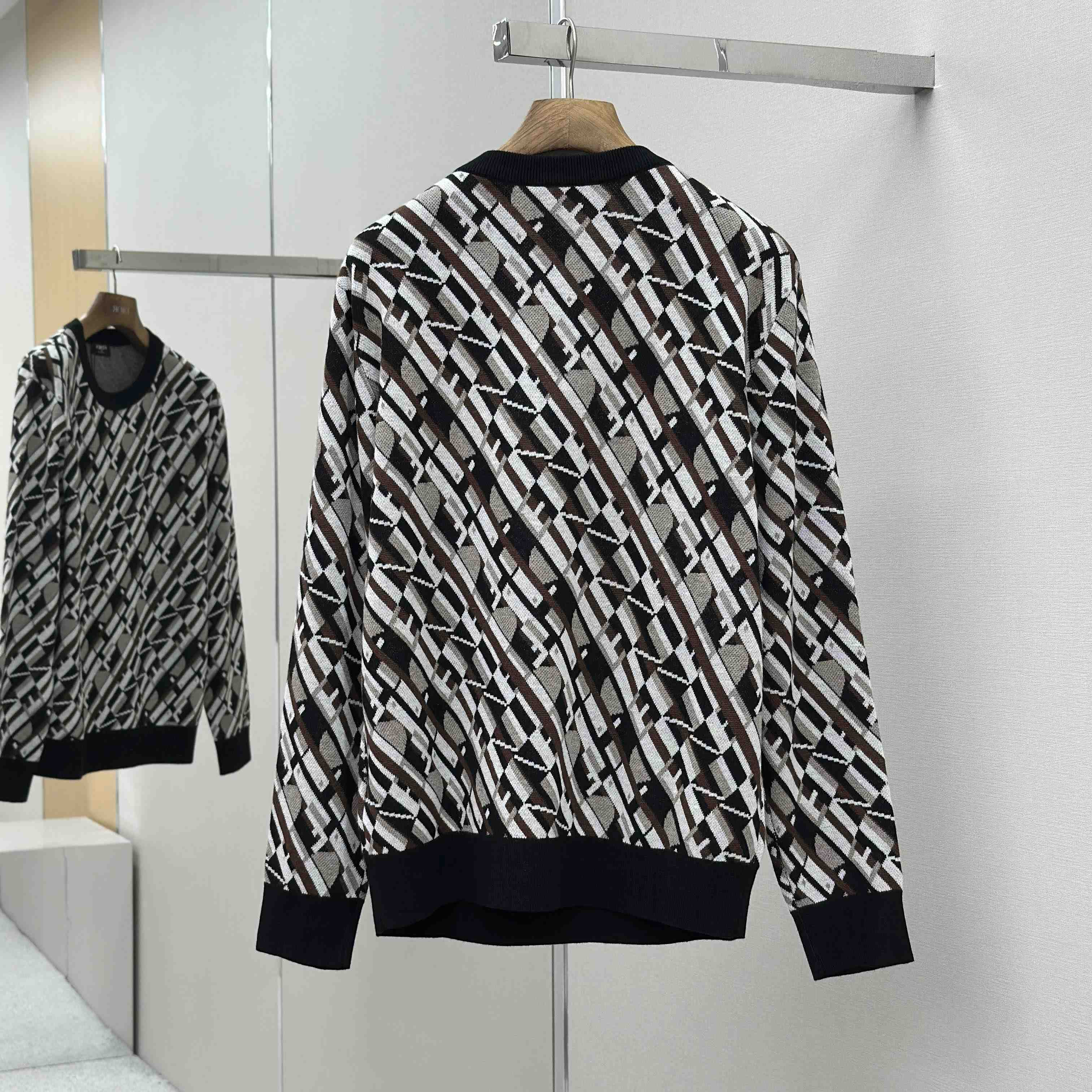 Fendi Multicolor Wool Jumper - EUR FASHION