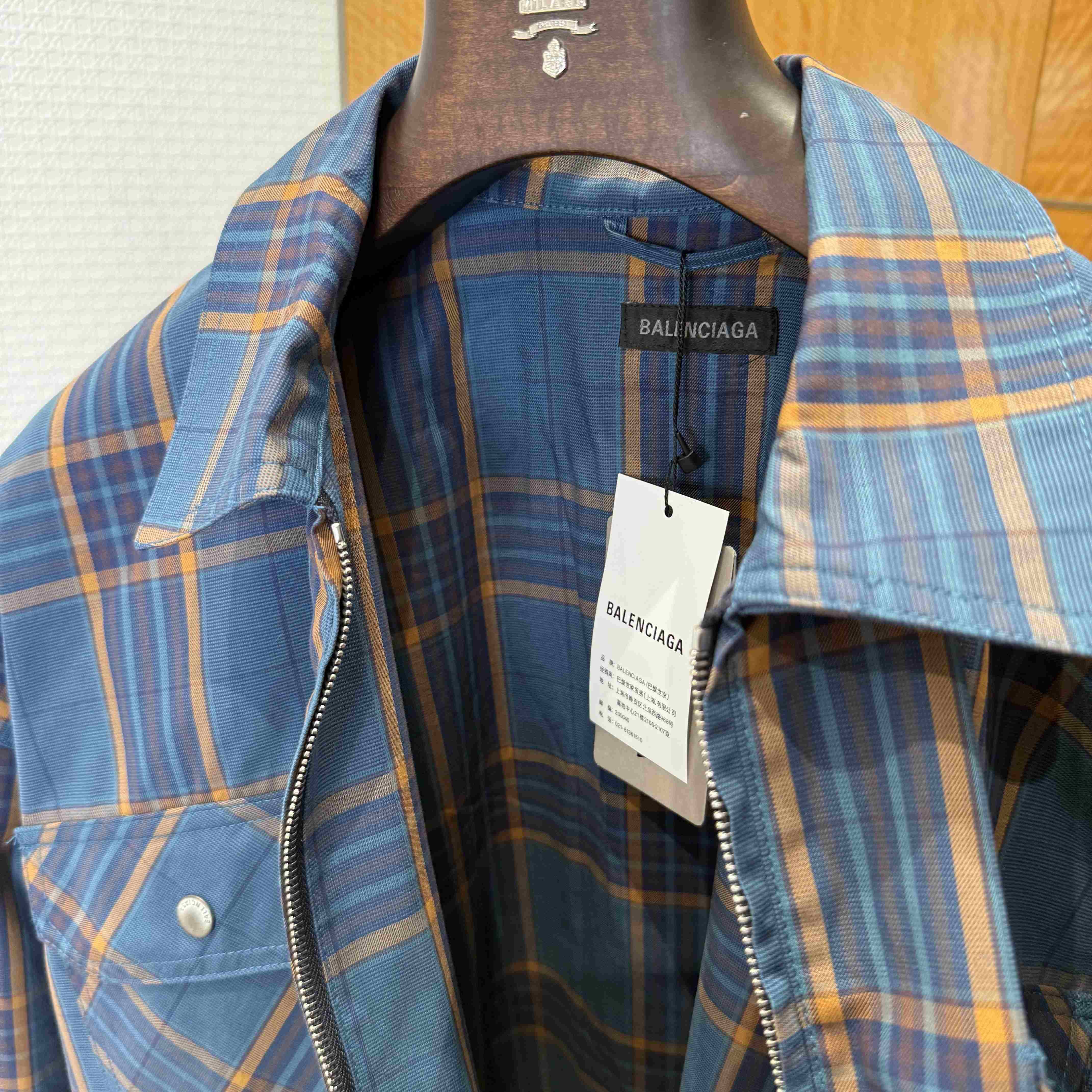 Balenciaga Zip-Up Shirt In Blue And Orange - EUR FASHION