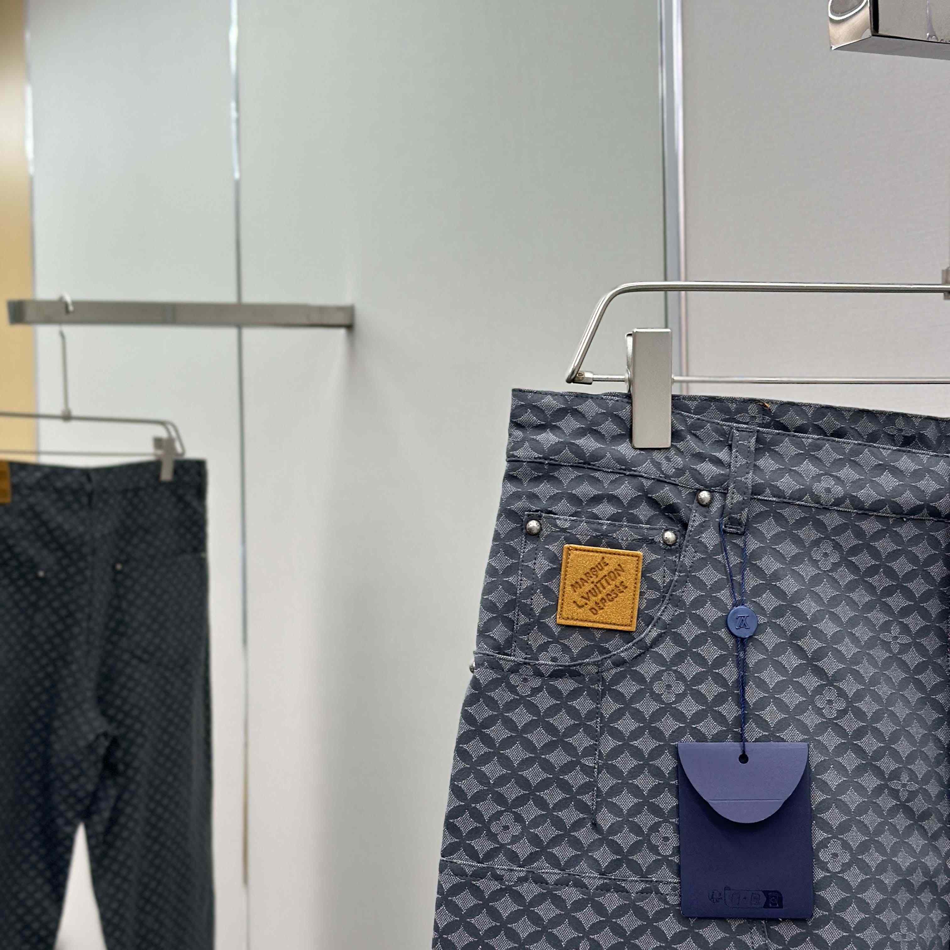 Louis Vuitton Workwear Pants   1AIMG8 - EUR FASHION