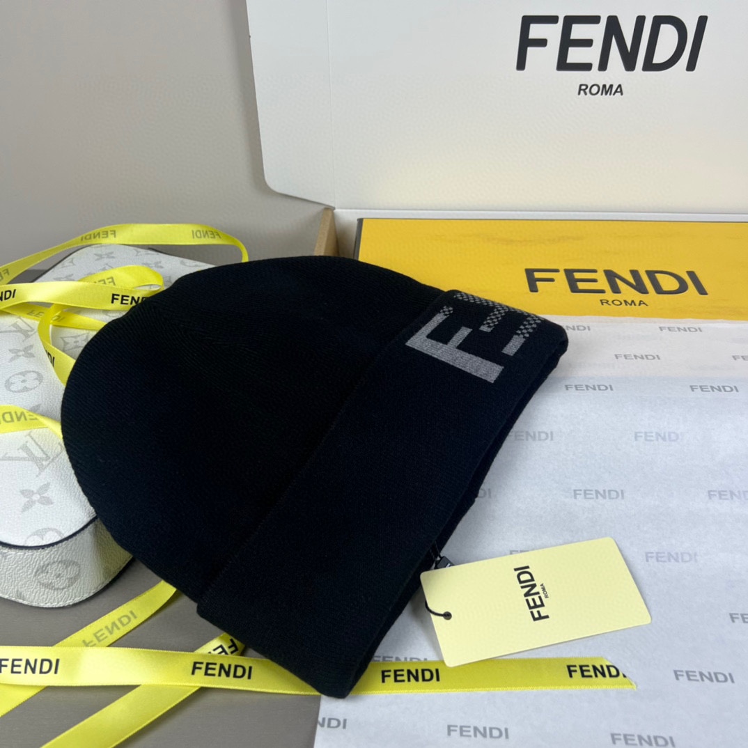 Fendi FF-jacquard Beanie - EUR FASHION