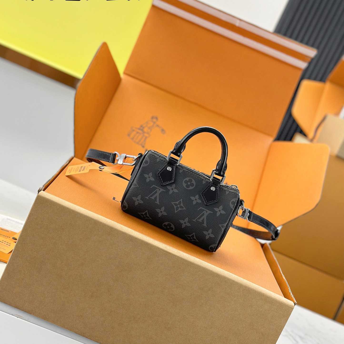 Louis Vuitton Nano Speedy   M26573 - EUR FASHION