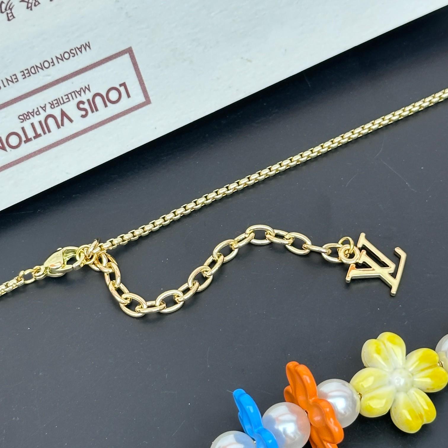 Louis Vuitton LV Surfin' Flower Necklace  - EUR FASHION
