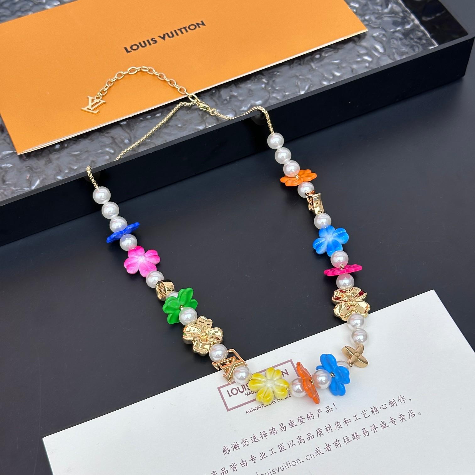 Louis Vuitton LV Surfin' Flower Necklace  - EUR FASHION
