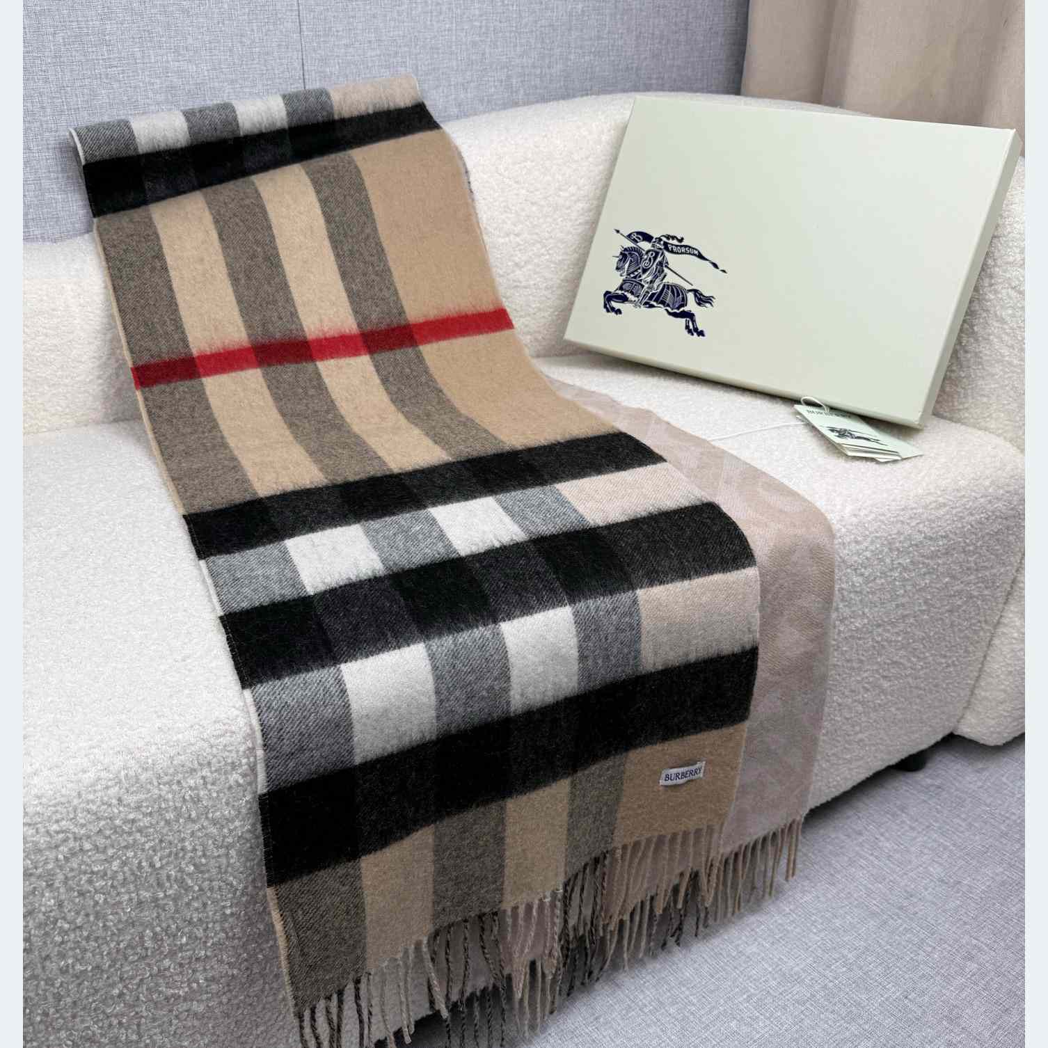 Burberry Reversible Check And Monogram Cashmere Scarf  Burberry Reversible Check And Monogram Cashmere Scarf  - EUR FASHION