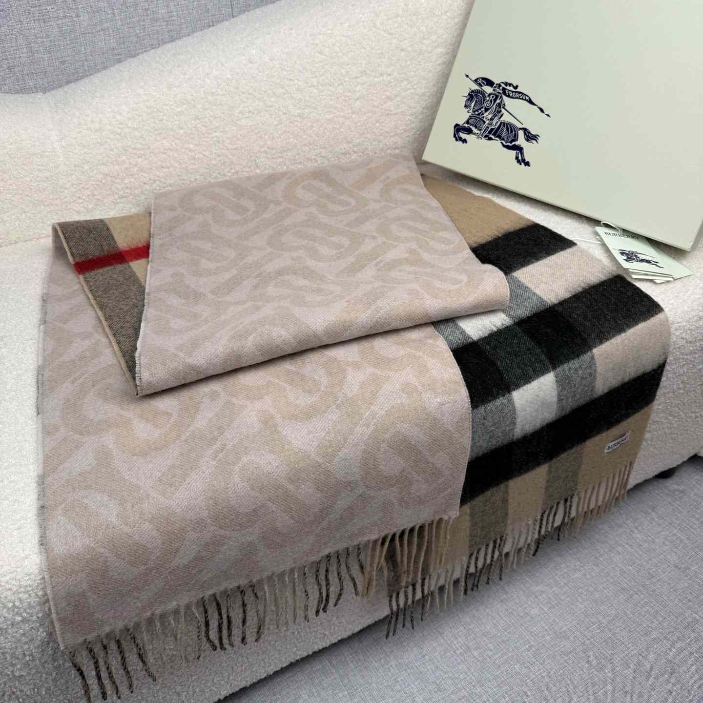 Burberry Reversible Check And Monogram Cashmere Scarf  - EUR FASHION