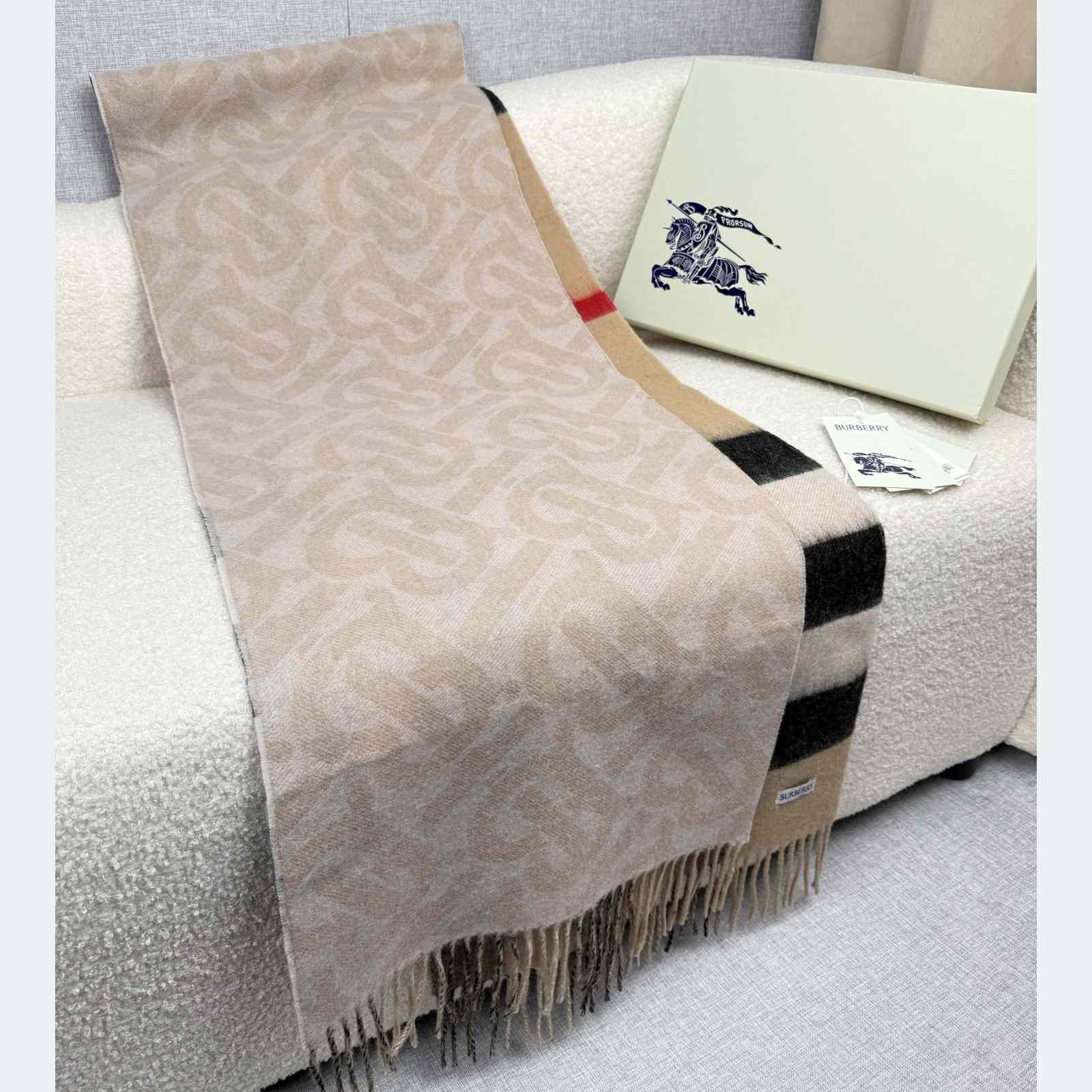 Burberry Reversible Check And Monogram Cashmere Scarf  - EUR FASHION