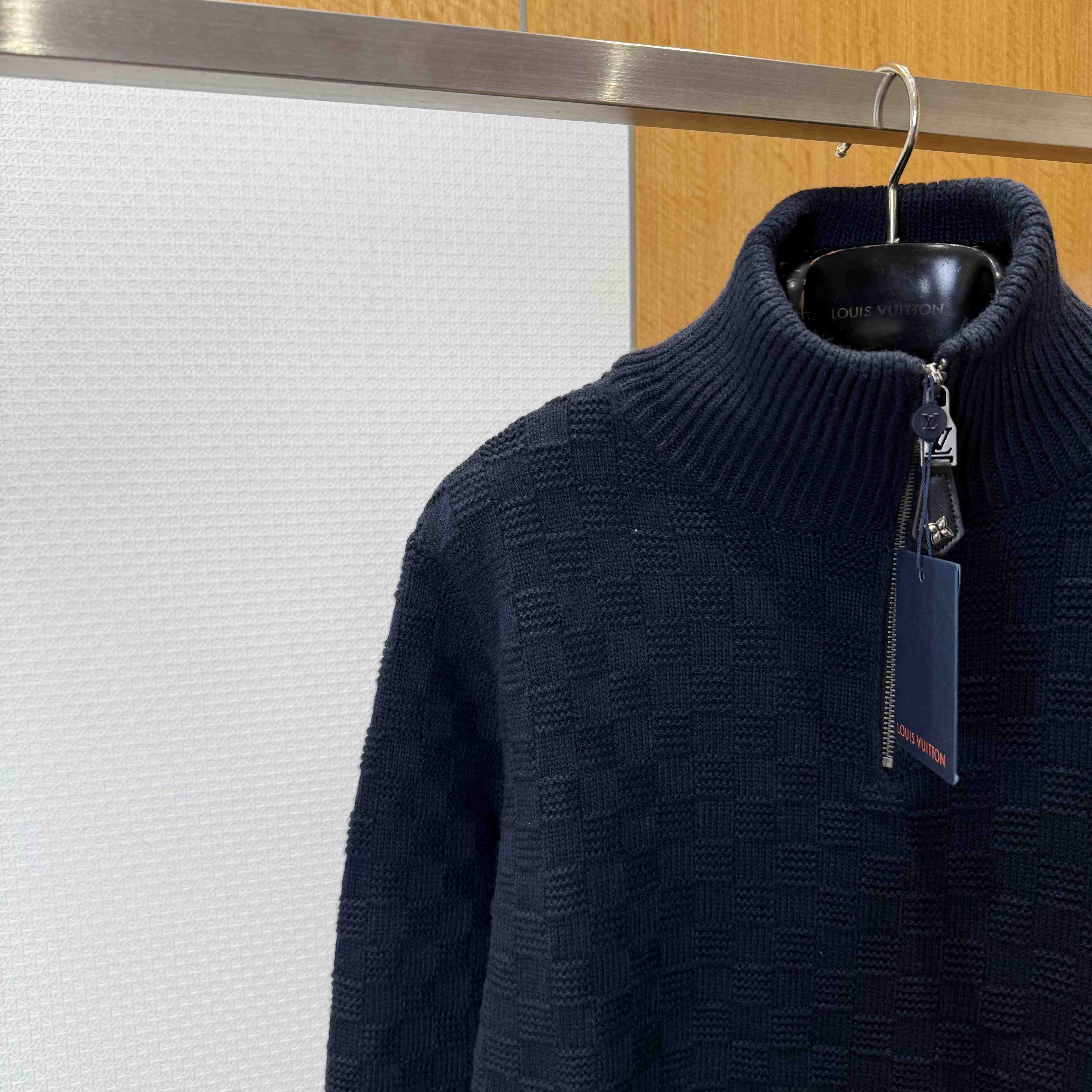 Louis Vuitton Cashmere-Wool Blend Half-Zip Pullover   1AIHNA - EUR FASHION