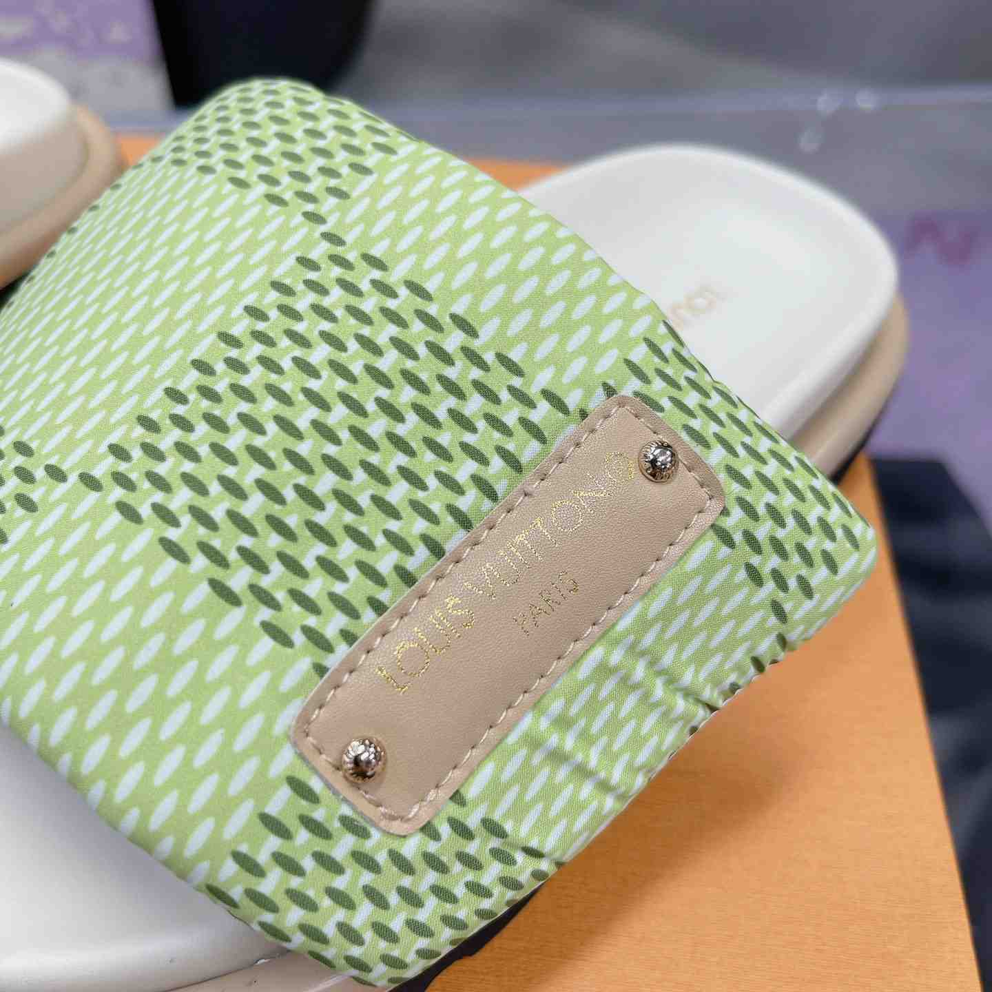 Louis Vuitton Pool Pillow Flat Comfort Mule - EUR FASHION