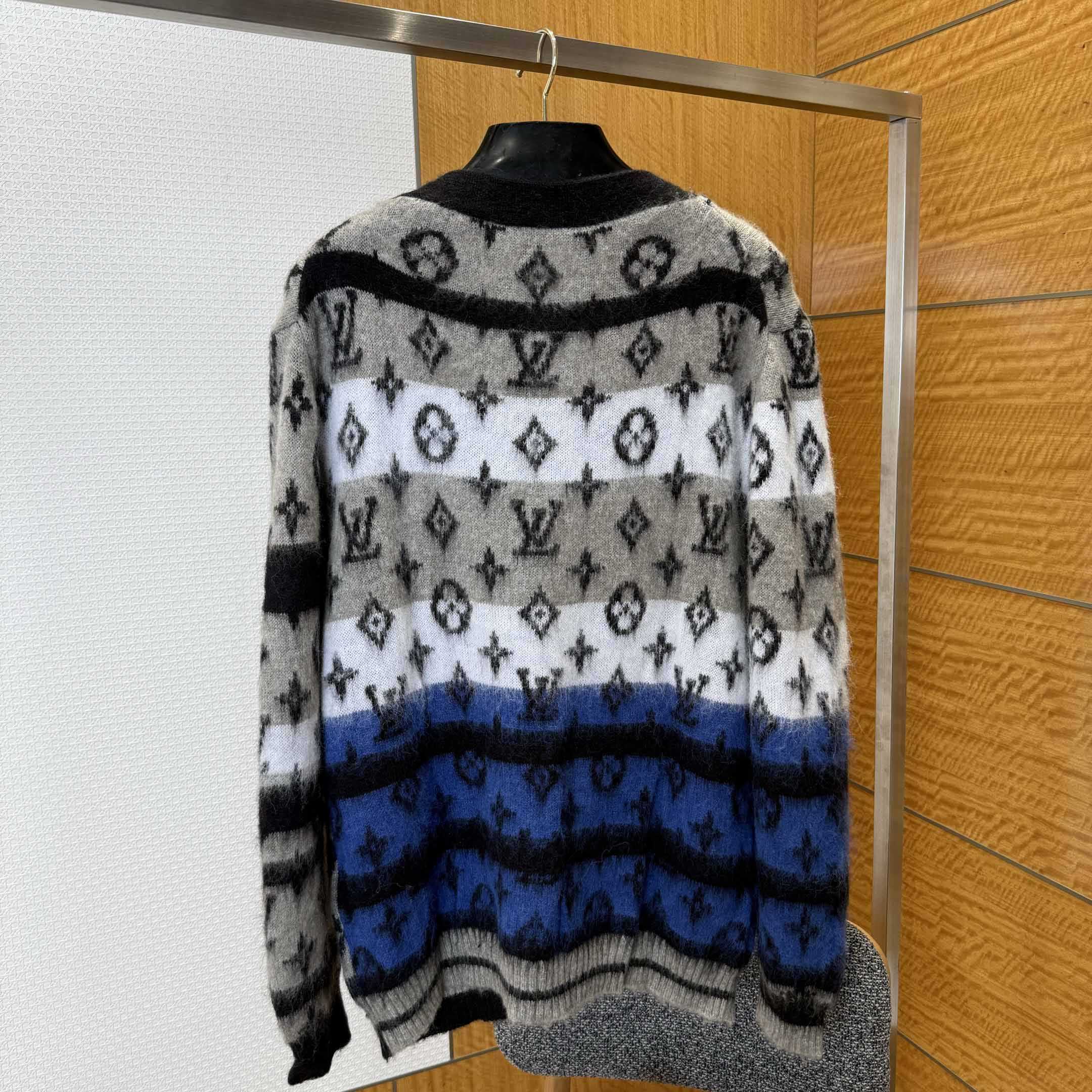 Louis Vuitton Monogram Mohair Cardigan   1AIOX9 - EUR FASHION