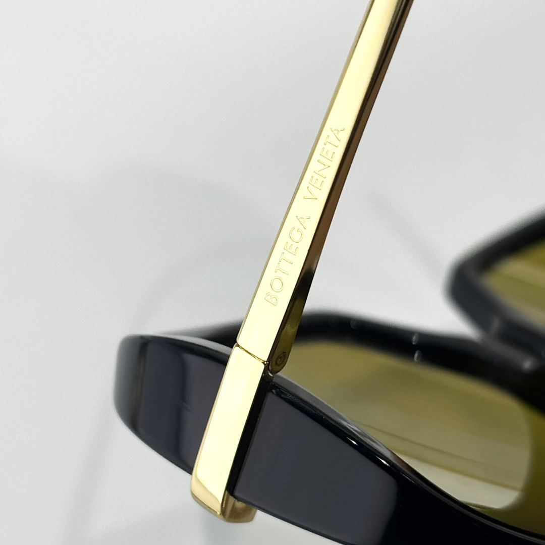 Bottega Veneta BV1436S Sunglasses   - EUR FASHION