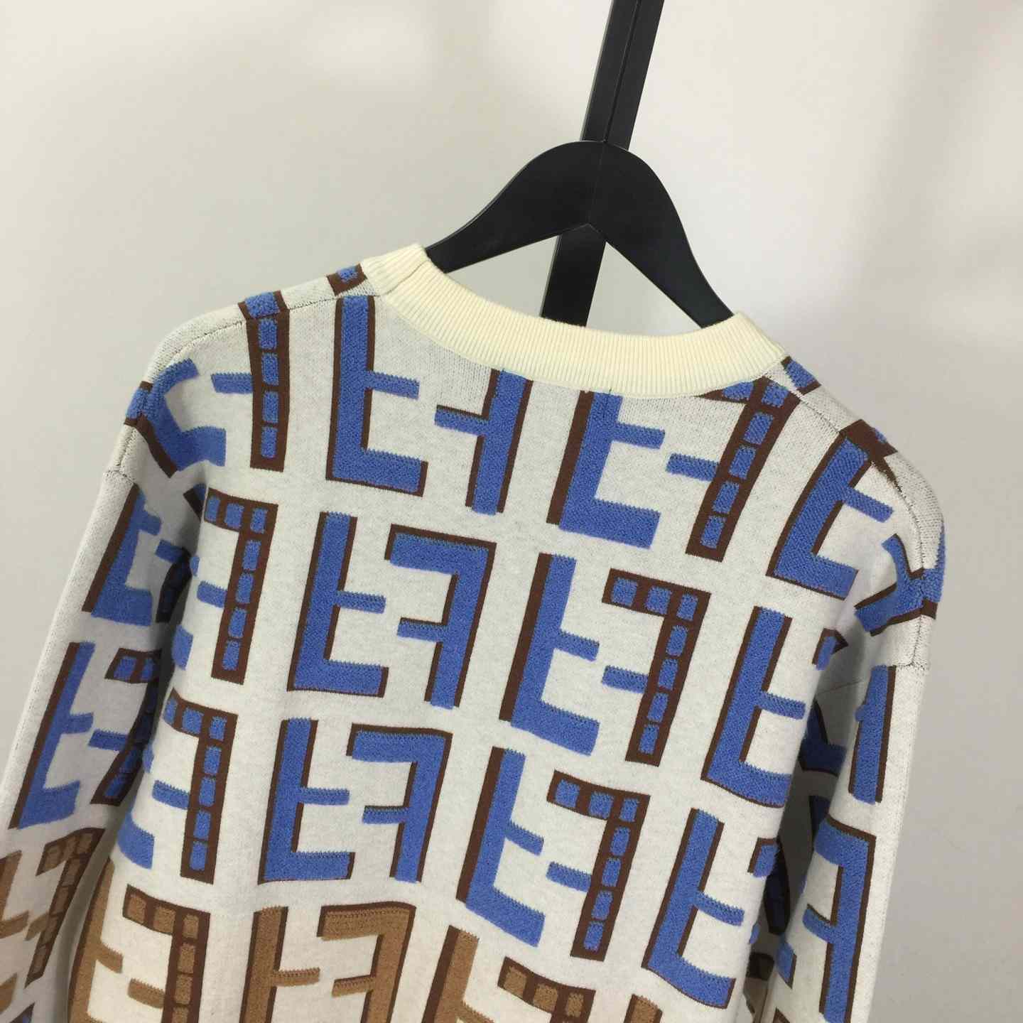 Fendi Wool Pullover - EUR FASHION