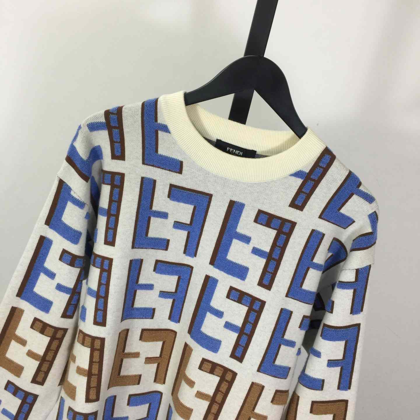 Fendi Wool Pullover - EUR FASHION