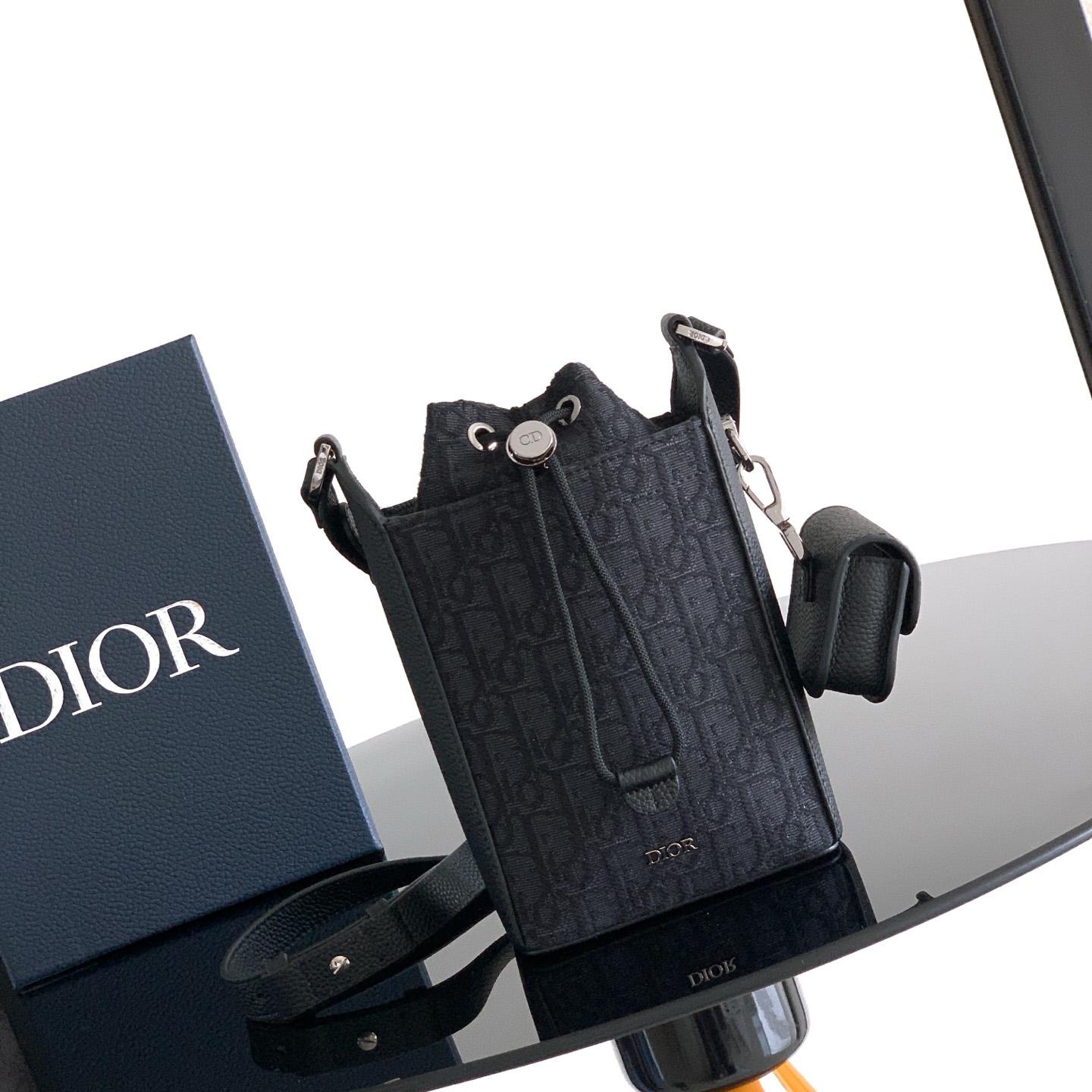 Dior Mini Bucket Bag  - EUR FASHION