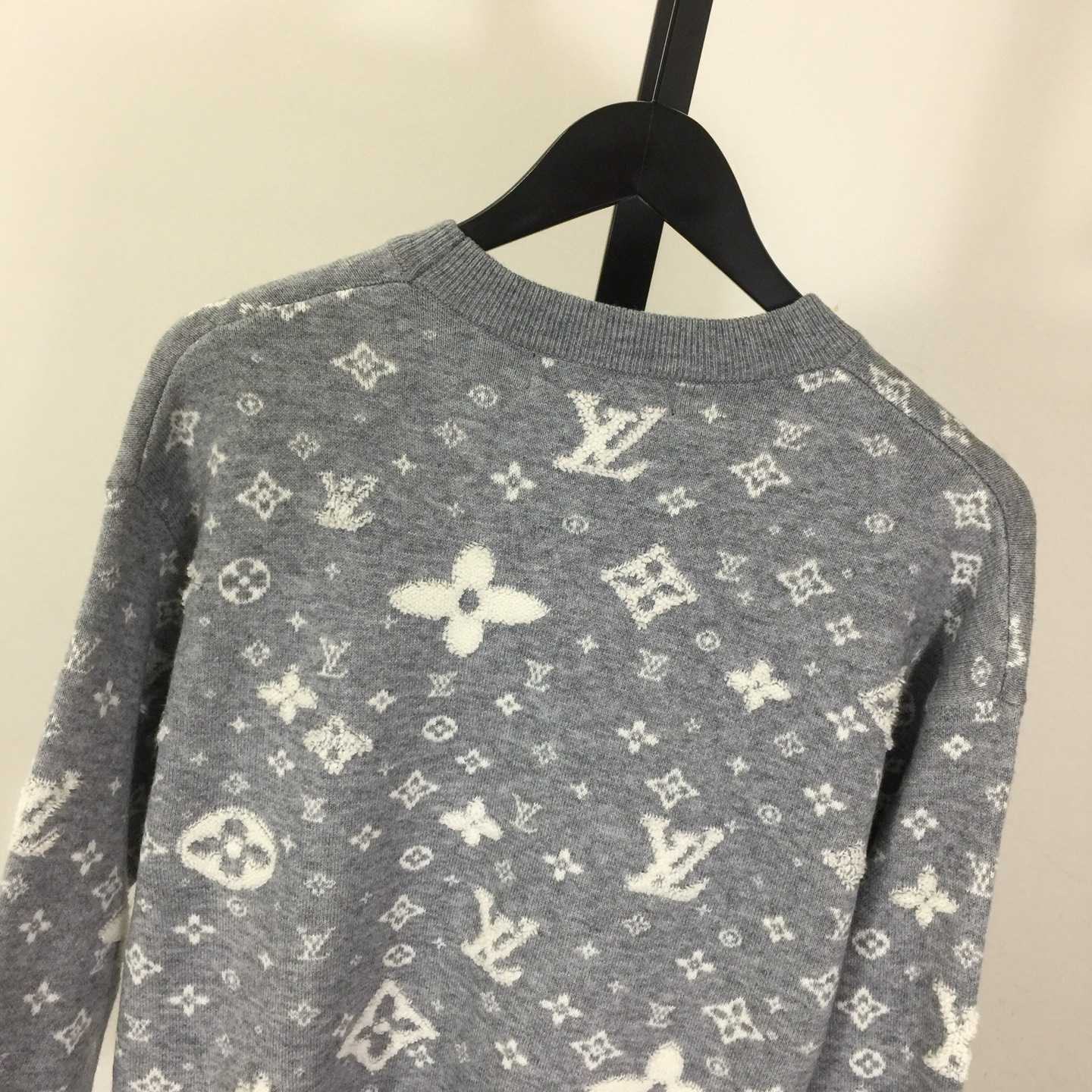 Louis Vuitton Monogram Wool Blend Pullover - EUR FASHION