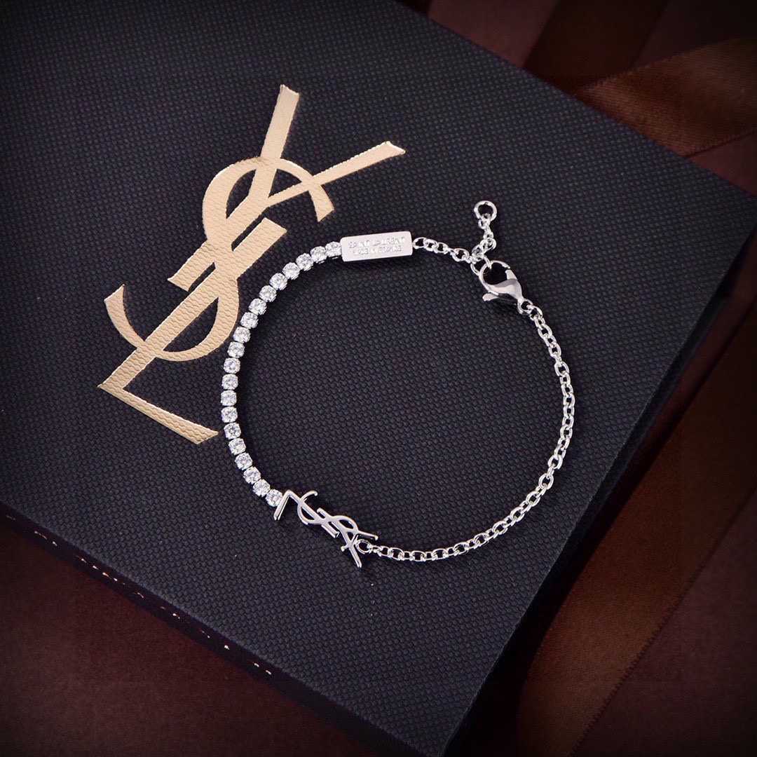 Saint Laurent Cassandre Charm Bracelet In Metal And Rhinestone - EUR FASHION