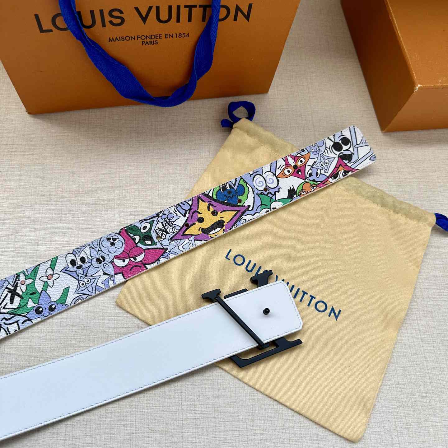 Louis Vuitton LV Initiales 40mm Reversible Belt   - EUR FASHION