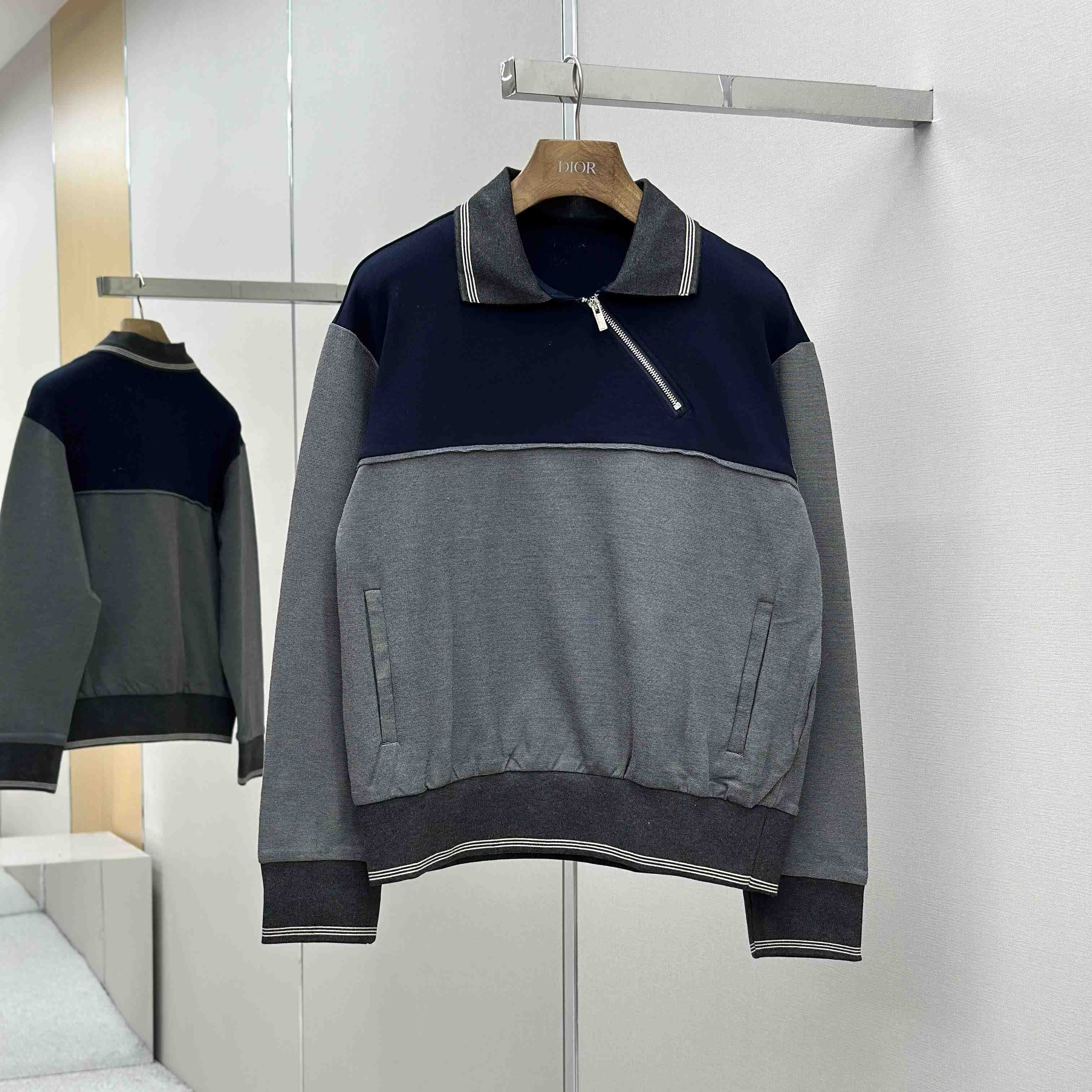 Miu Miu Zipper Sweatshirt - EUR FASHION