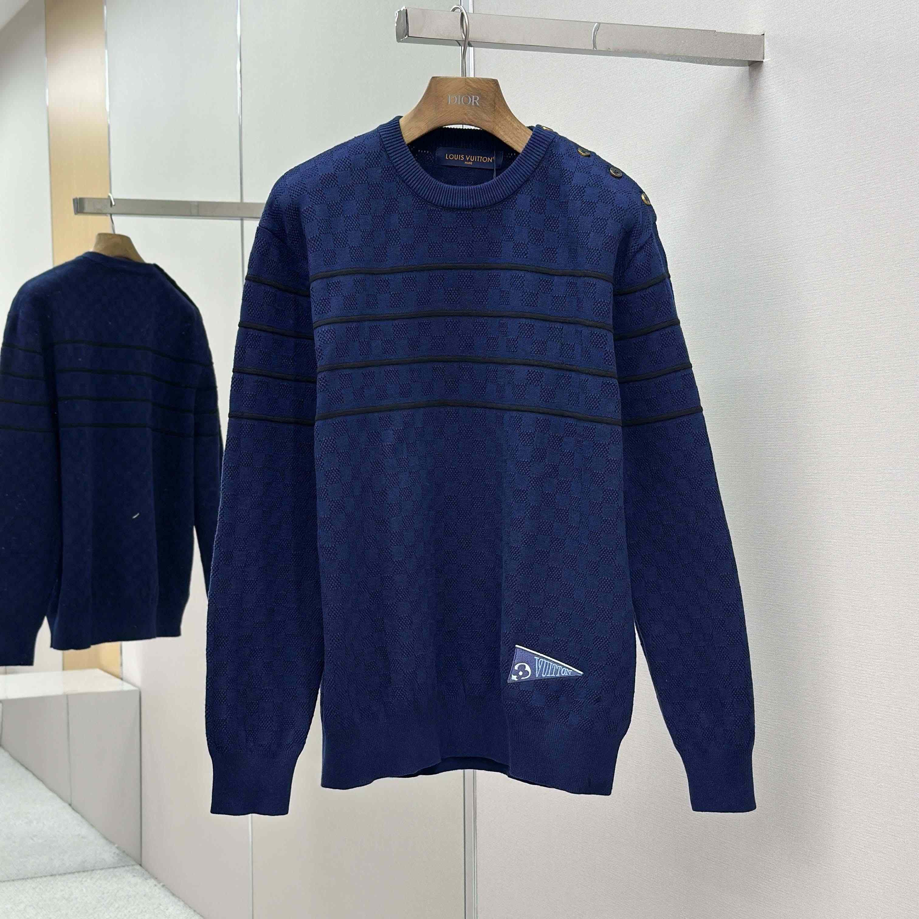 Louis Vuitton Damier Stripes Pullover Louis Vuitton Damier Stripes Pullover - EUR FASHION