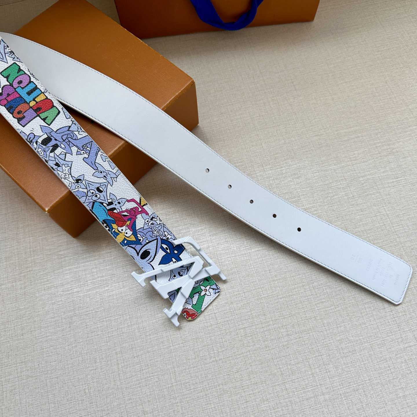 Louis Vuitton LV Initiales 40mm Reversible Belt   - EUR FASHION