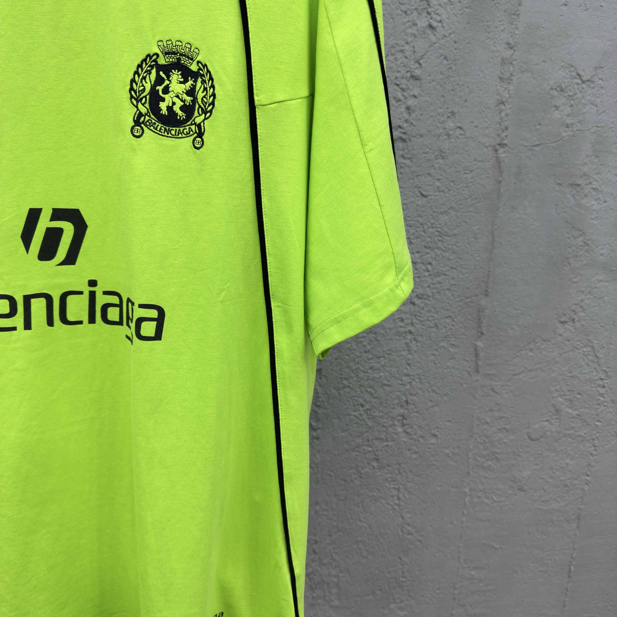 Balenciaga Paris Soccer T-Shirt Oversized  - EUR FASHION