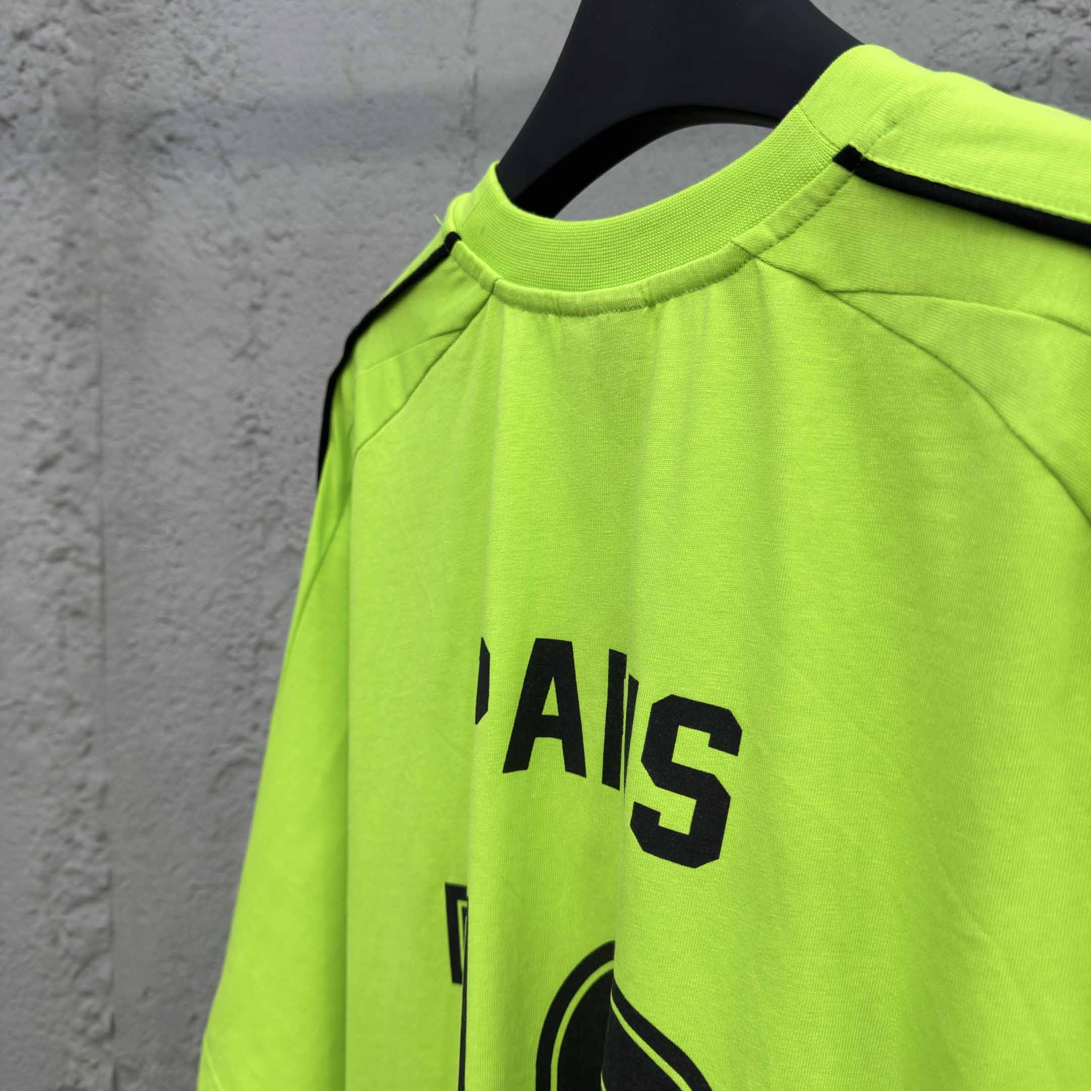 Balenciaga Paris Soccer T-Shirt Oversized  - EUR FASHION