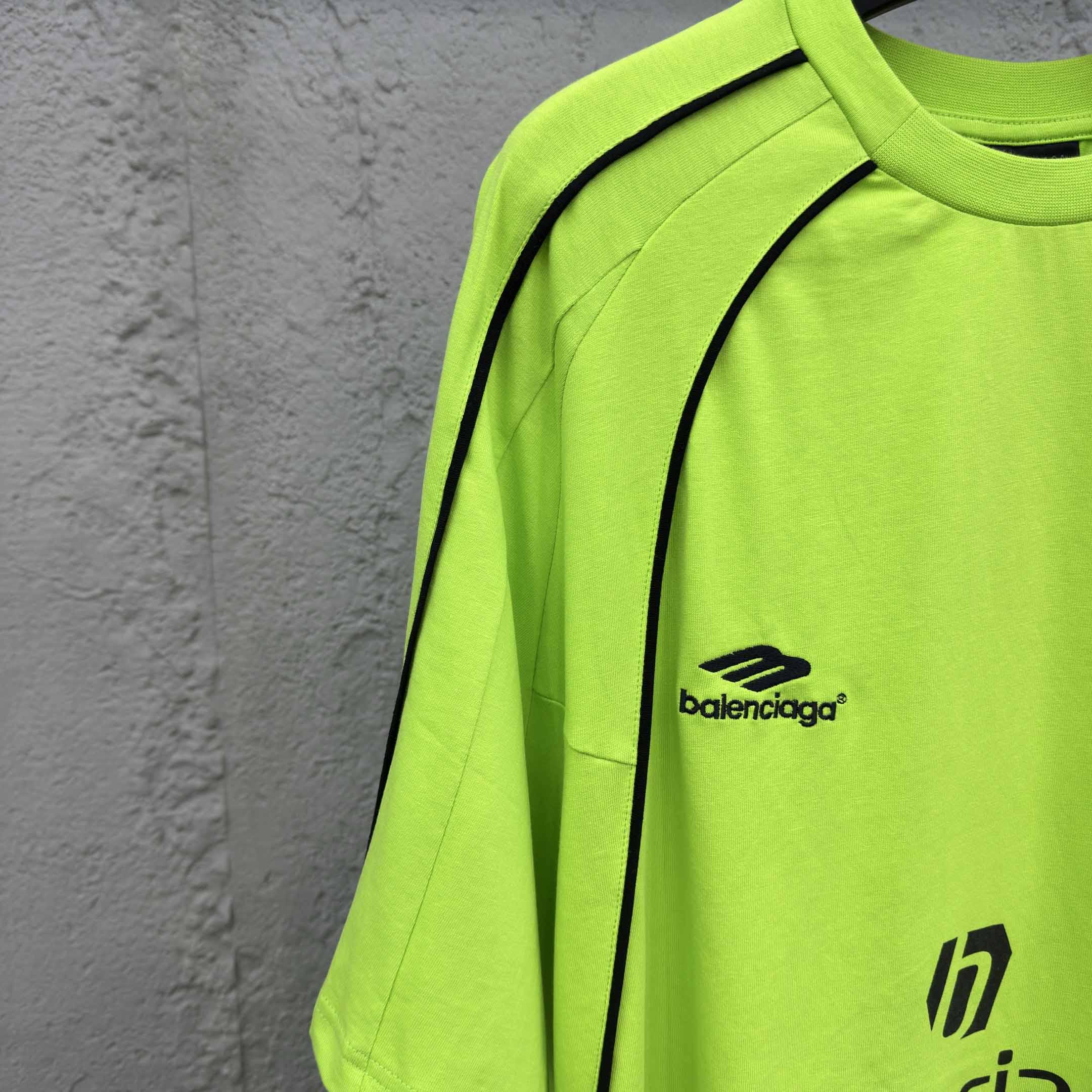 Balenciaga Paris Soccer T-Shirt Oversized  - EUR FASHION