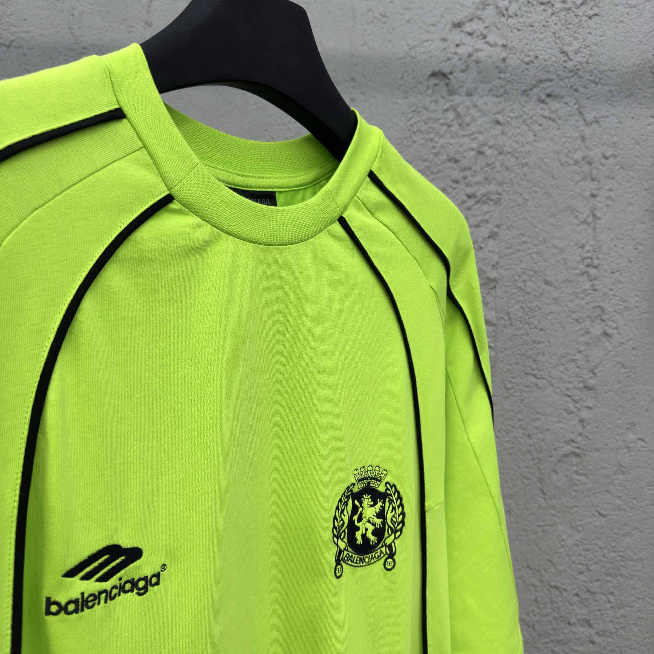 Balenciaga Paris Soccer T-Shirt Oversized  - EUR FASHION