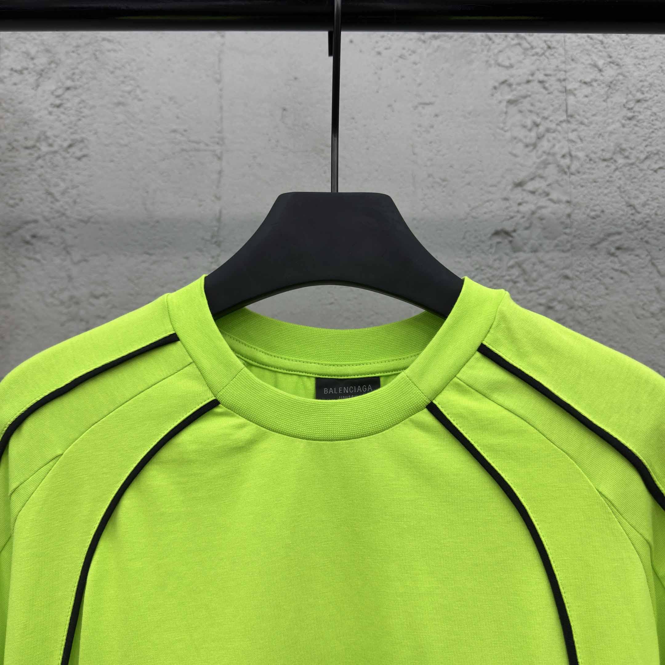 Balenciaga Paris Soccer T-Shirt Oversized  - EUR FASHION