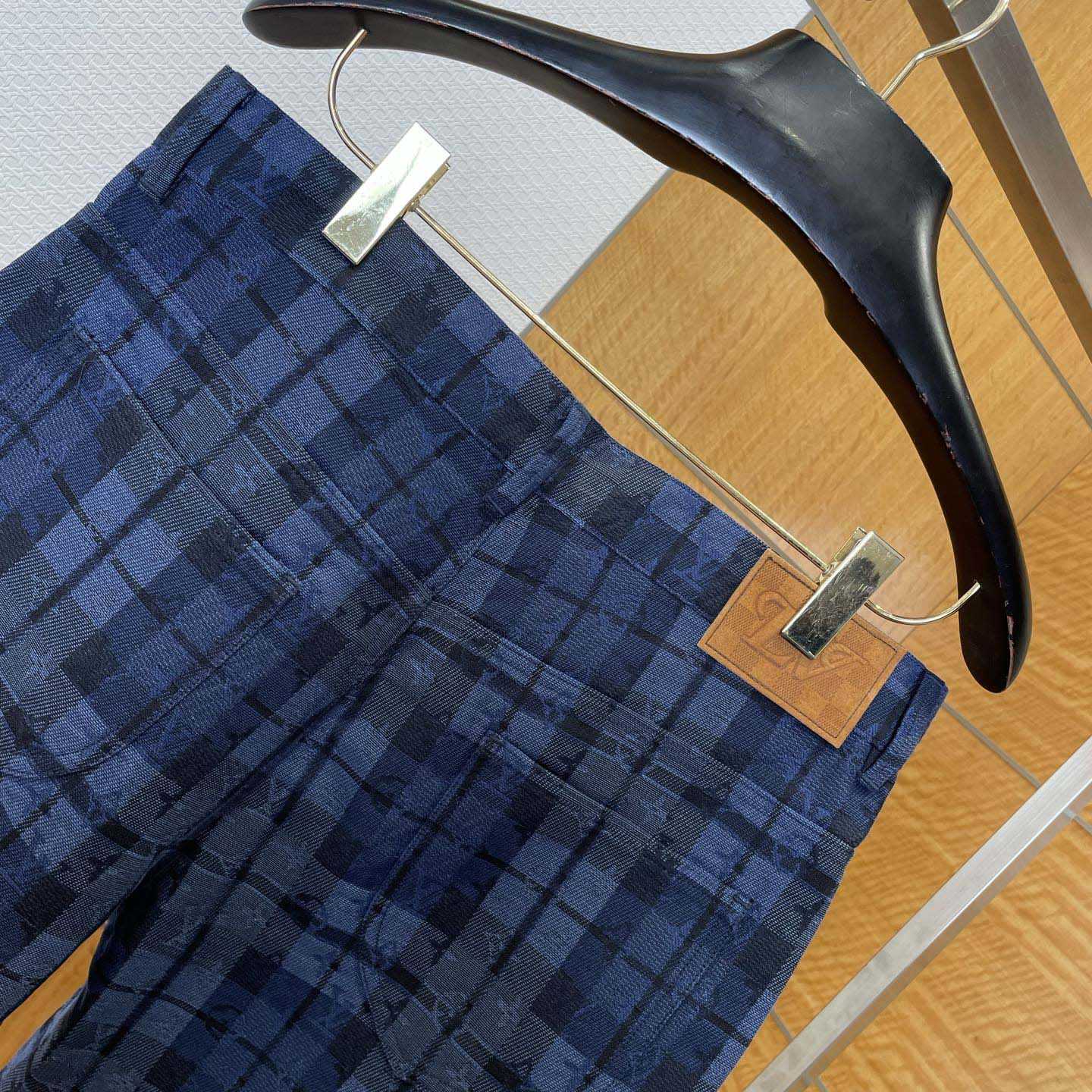 Louis Vuitton Monogram Tartan Denim Pants   1AIJUQ - EUR FASHION