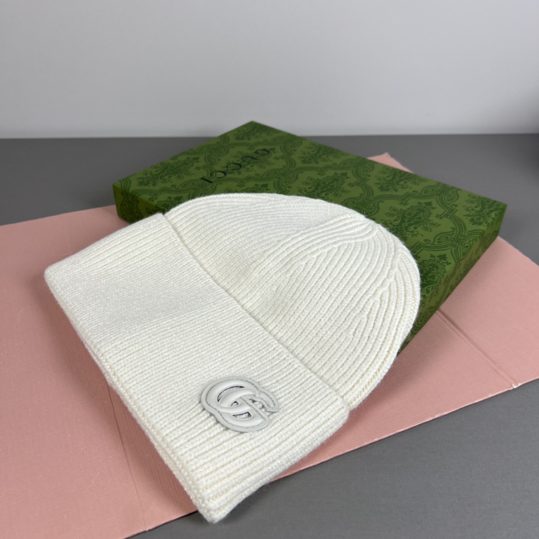 Gucci Cashmere Hat With Patch  - EUR FASHION