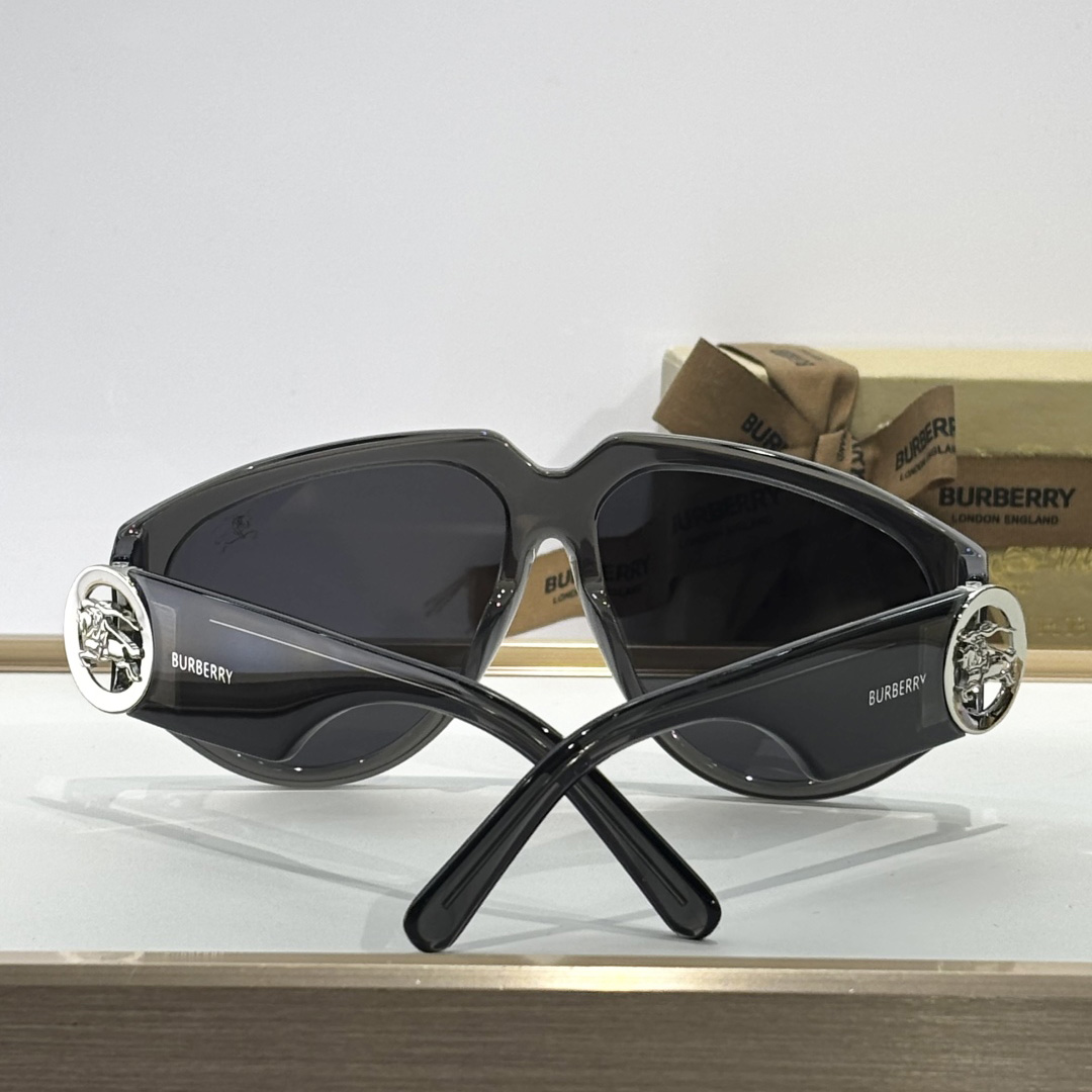 Burberry BE4479U Sunglasses   - EUR FASHION