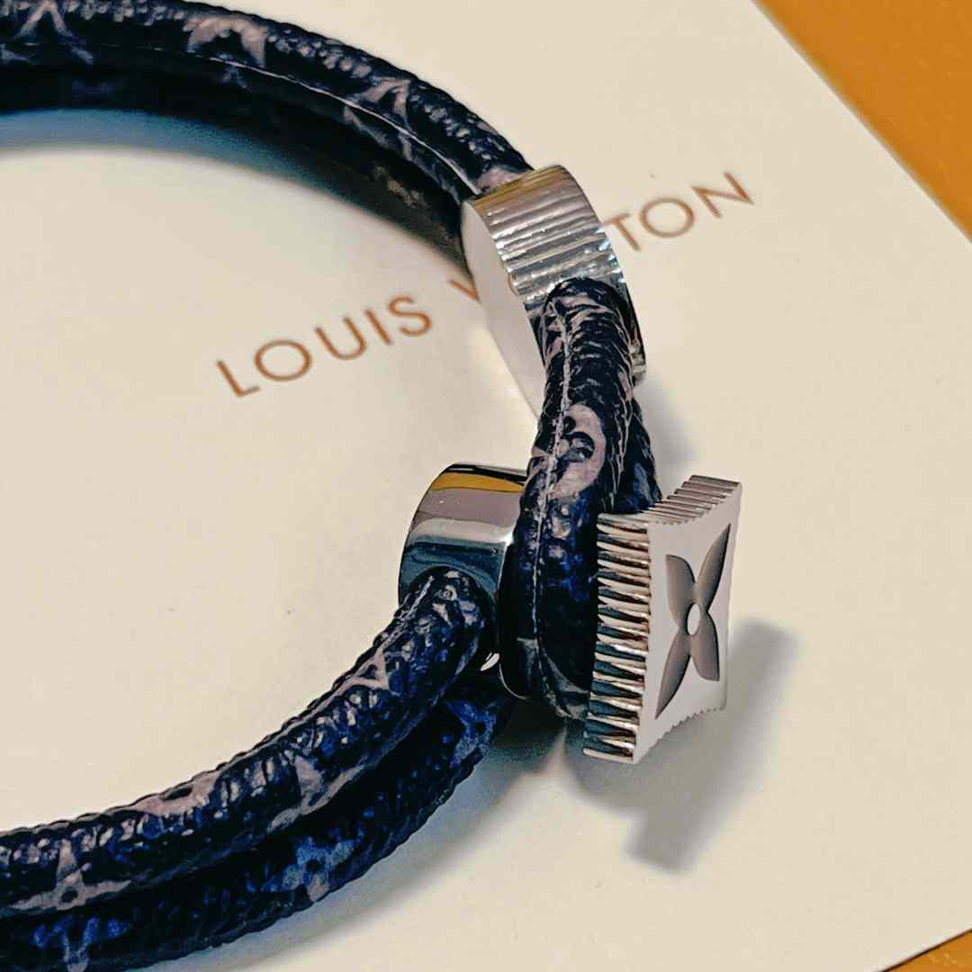 Louis Vuitton Catch It Bracelet   M8111 - EUR FASHION