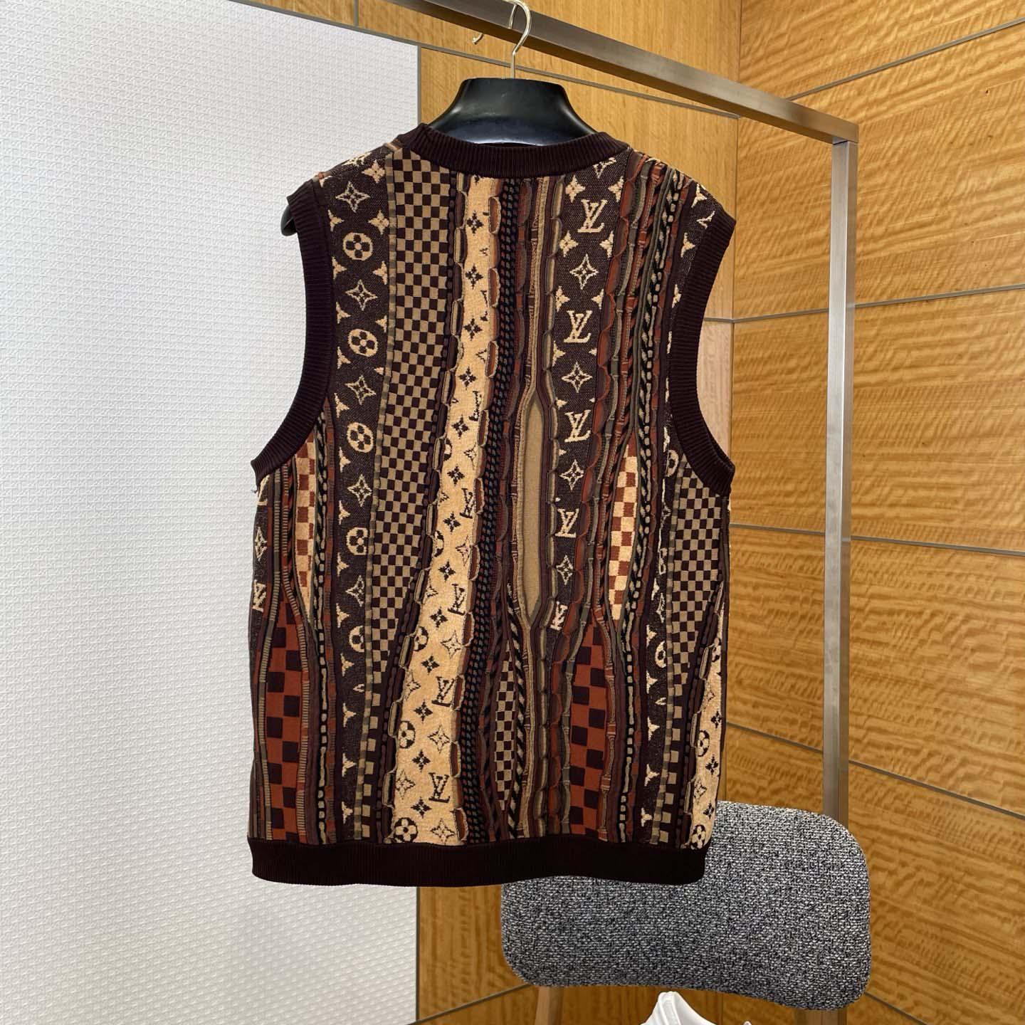 Louis Vuitton Cardigan Vest   1AIM64 - EUR FASHION