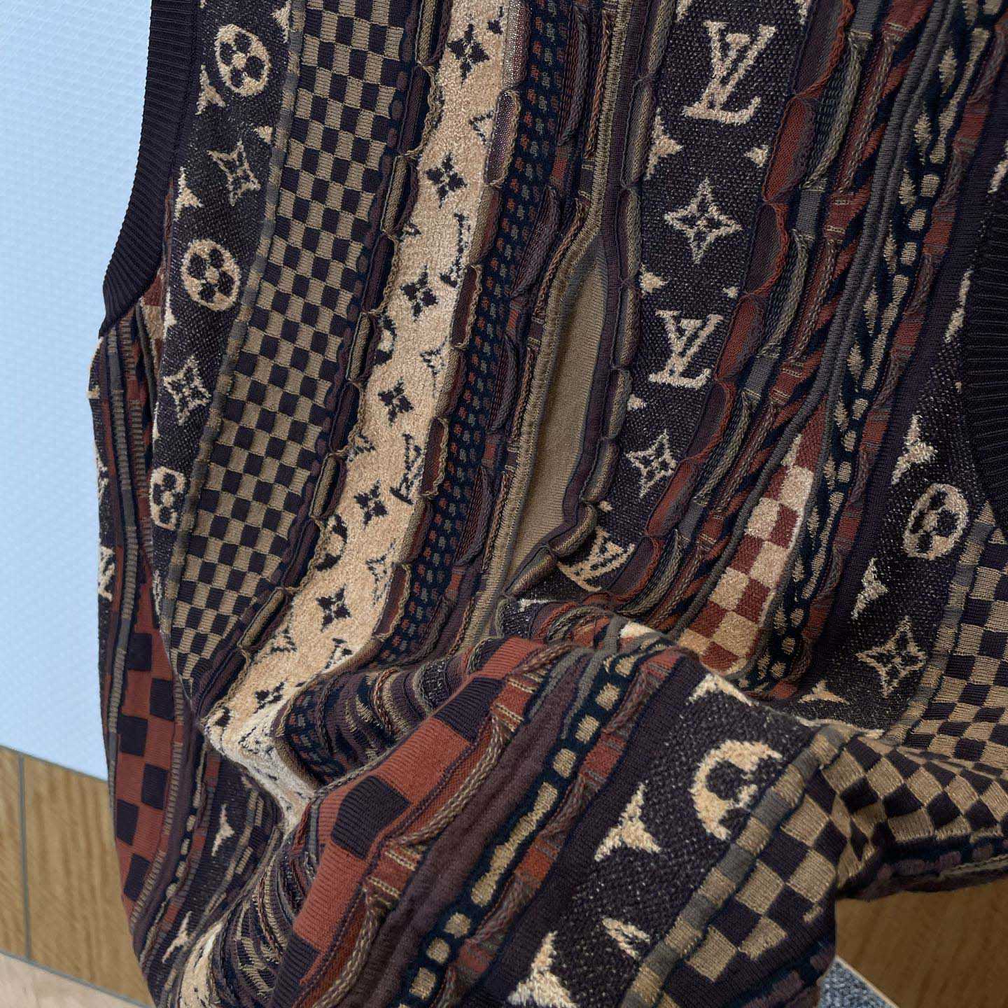 Louis Vuitton Cardigan Vest   1AIM64 - EUR FASHION