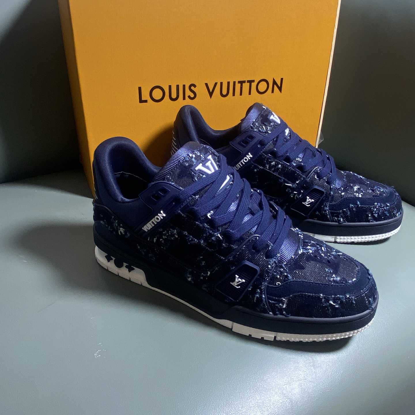 Louis Vuitton LV Trainer Sneaker      1AHWT6 - EUR FASHION