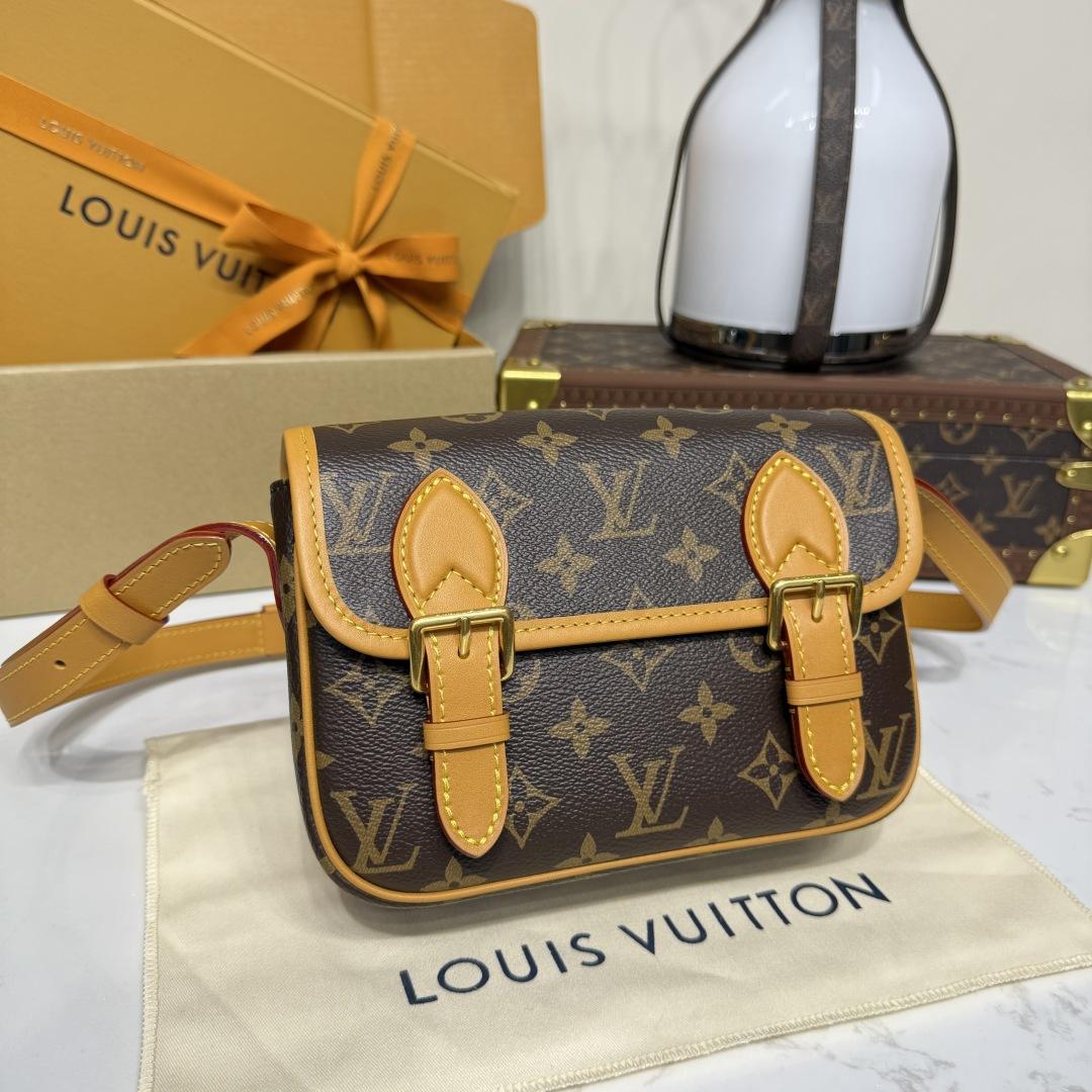 Louis Vuitton Satchel Wearable Wallet   M26805 Louis Vuitton Satchel Wearable Wallet   M26805 - EUR FASHION