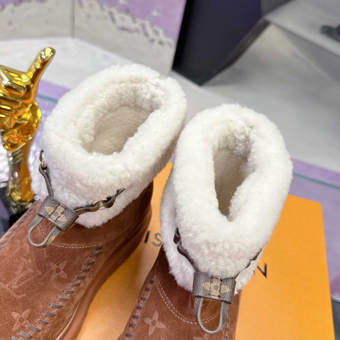 Louis Vuitton Cortina Ankle Boot   1AIUFE - EUR FASHION