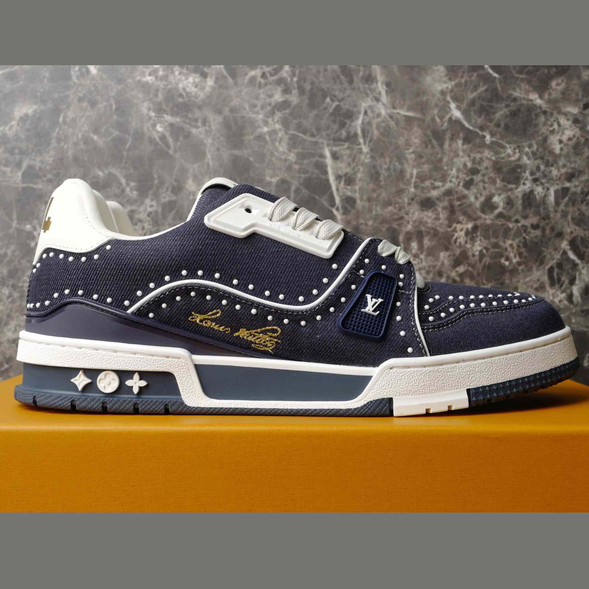 Louis Vuitton LV Trainer Sneaker   1AJ520 - EUR FASHION