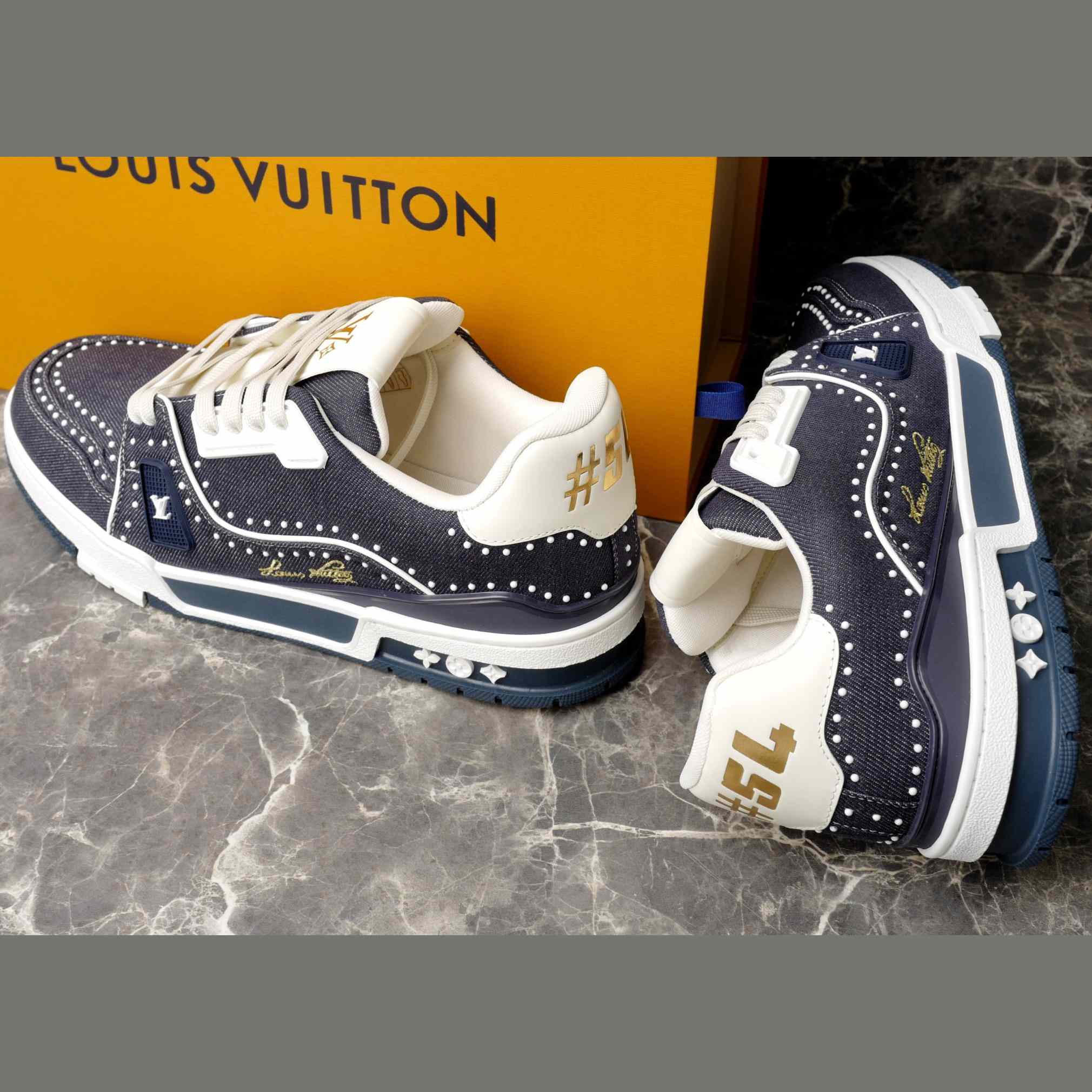 Louis Vuitton LV Trainer Sneaker   1AJ520 - EUR FASHION